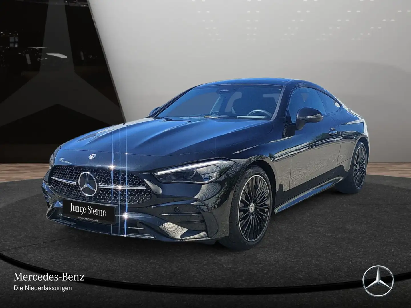 Mercedes-Benz CLE 200 AMG+NIGHT+PANO+LED+KAMERA+TOTW+KEYLESS+9G Zwart - 2