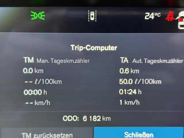 Volvo XC40 view 10