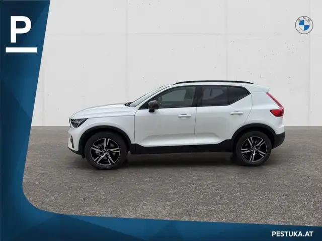 Volvo XC40 view 6