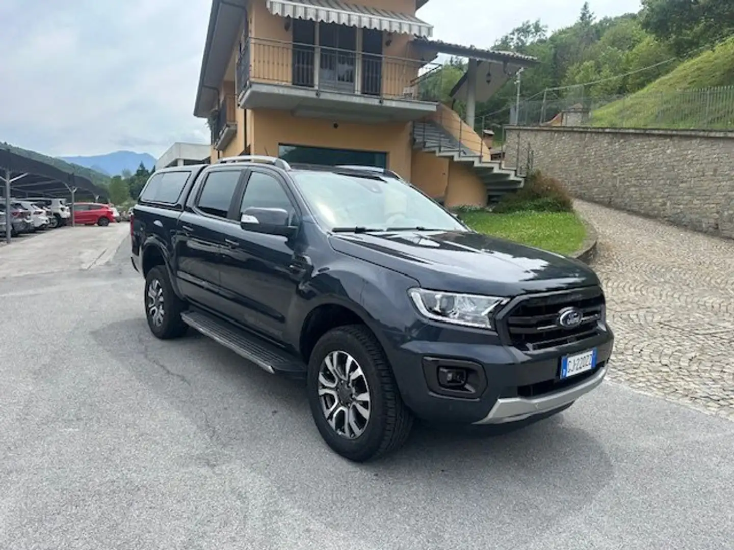 Ford Ranger 2.0 ecoblue  D.cab Wildtrak 213cv auto IVA ESPOSTA Grau - 2