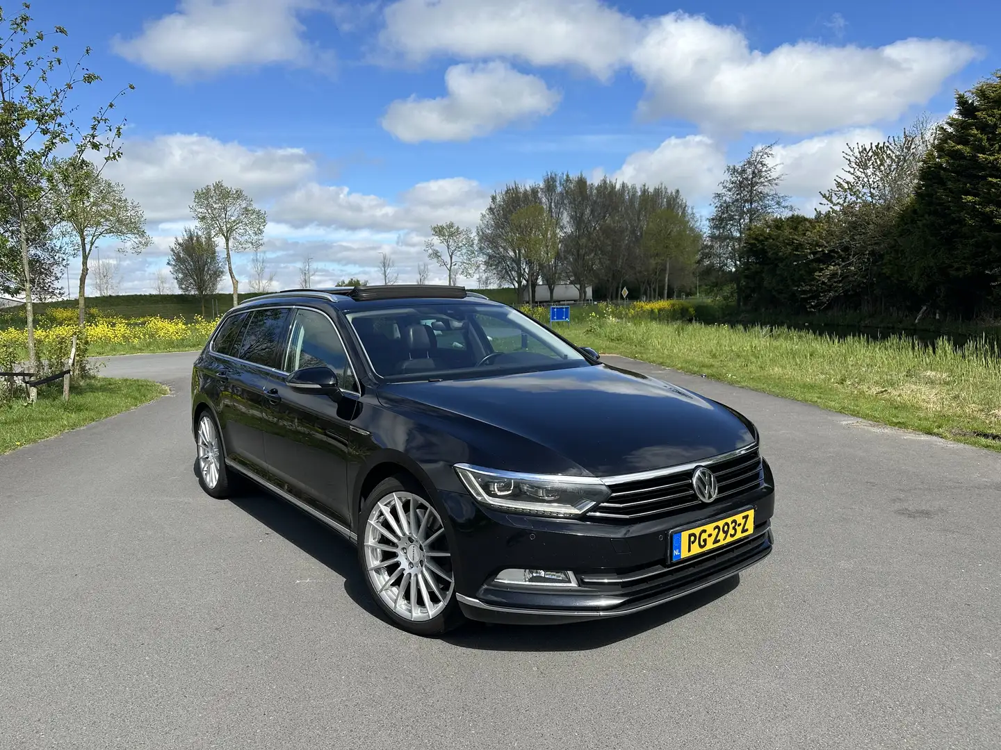 Volkswagen Passat EXPORT 2.0 biTDI 4motion dsg7 239pk Zwart - 1