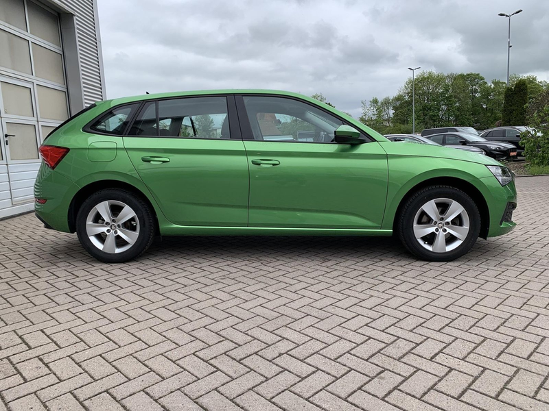Skoda Scala 1.0TSI Cool&Sound LED+CarPlay+PDC+Sitzhzg — photo 4