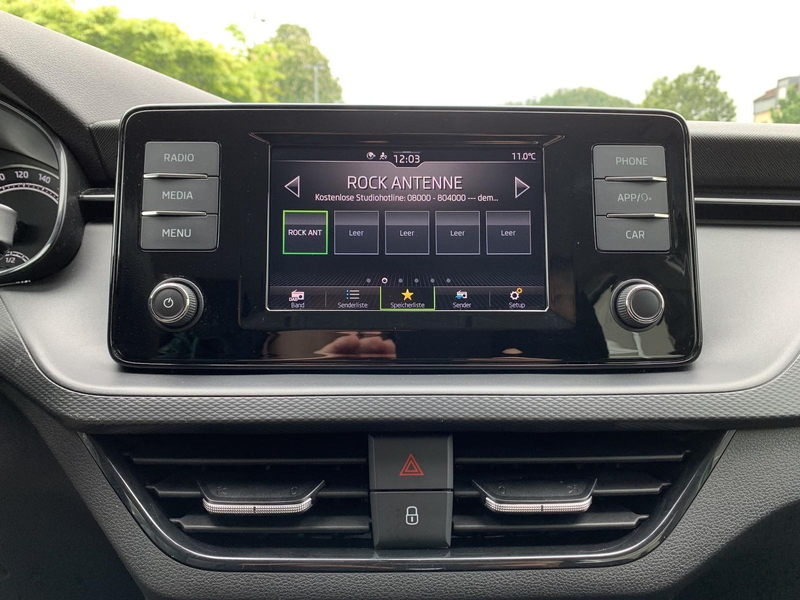 Skoda Scala 1.0TSI Cool&Sound LED+CarPlay+PDC+Sitzhzg — photo 14