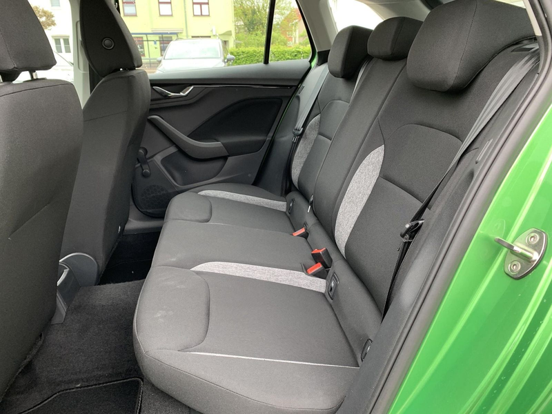 Skoda Scala 1.0TSI Cool&Sound LED+CarPlay+PDC+Sitzhzg — photo 10