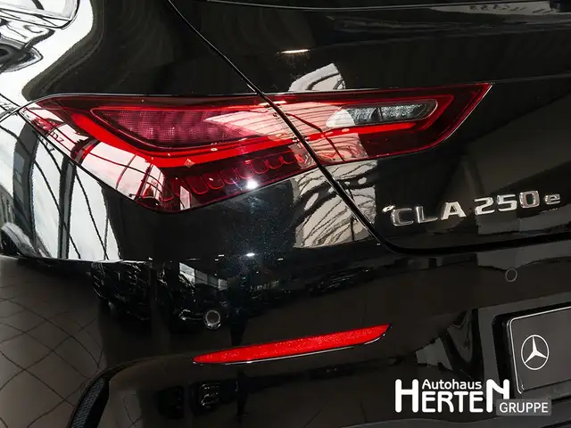 Mercedes-Benz CLA view 14