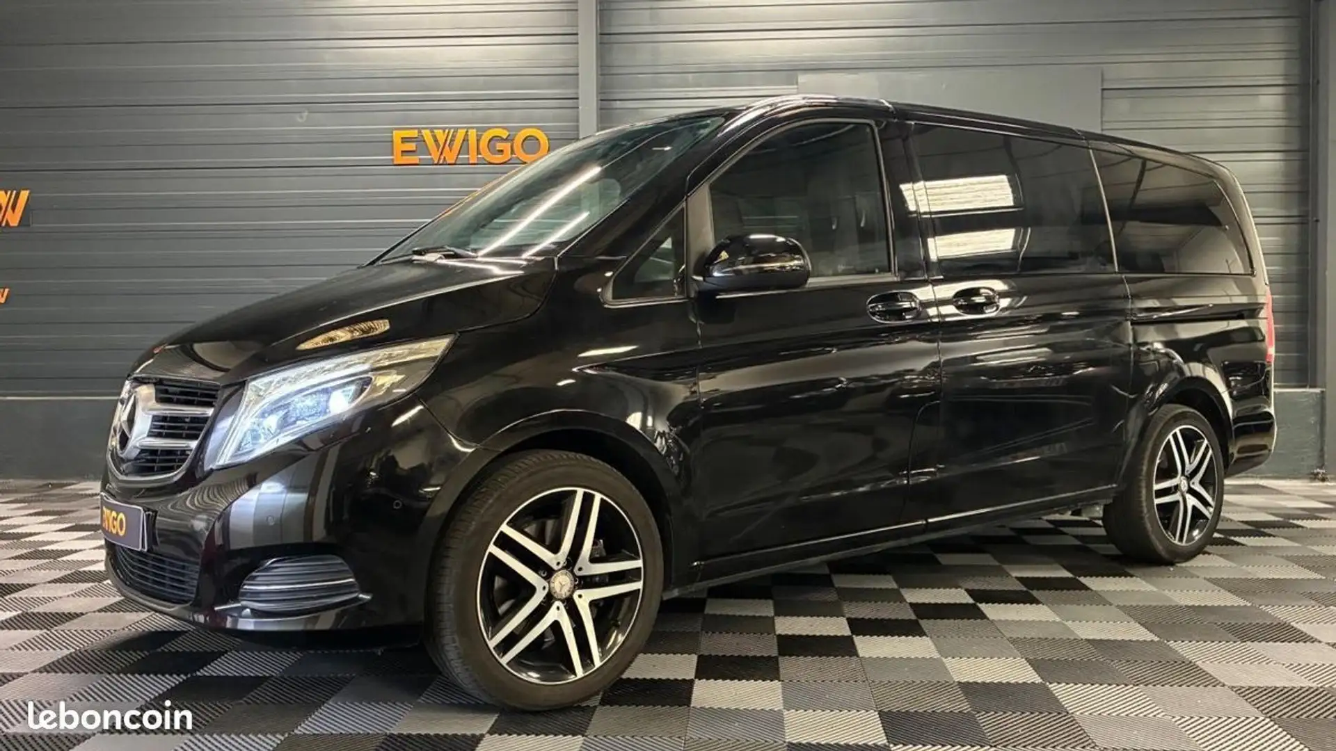 Mercedes-Benz V Mercedes 2.2 250 BLUETEC 190 EXTRALONG 4MATIC 7G-TRONIC BVA Noir - 1