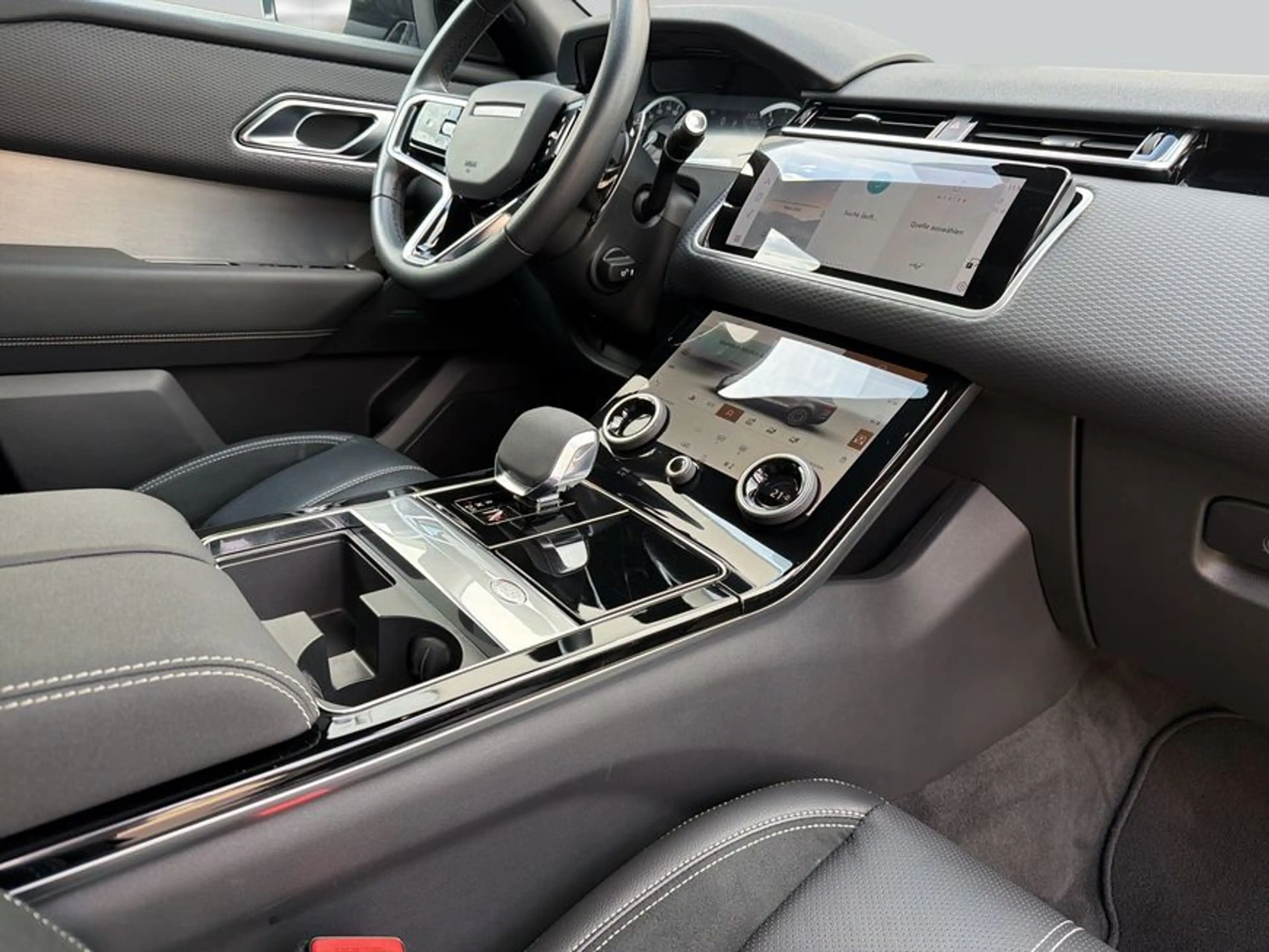 Land Rover Range Rover Velar D300 R-Dynamic SE — photo 15