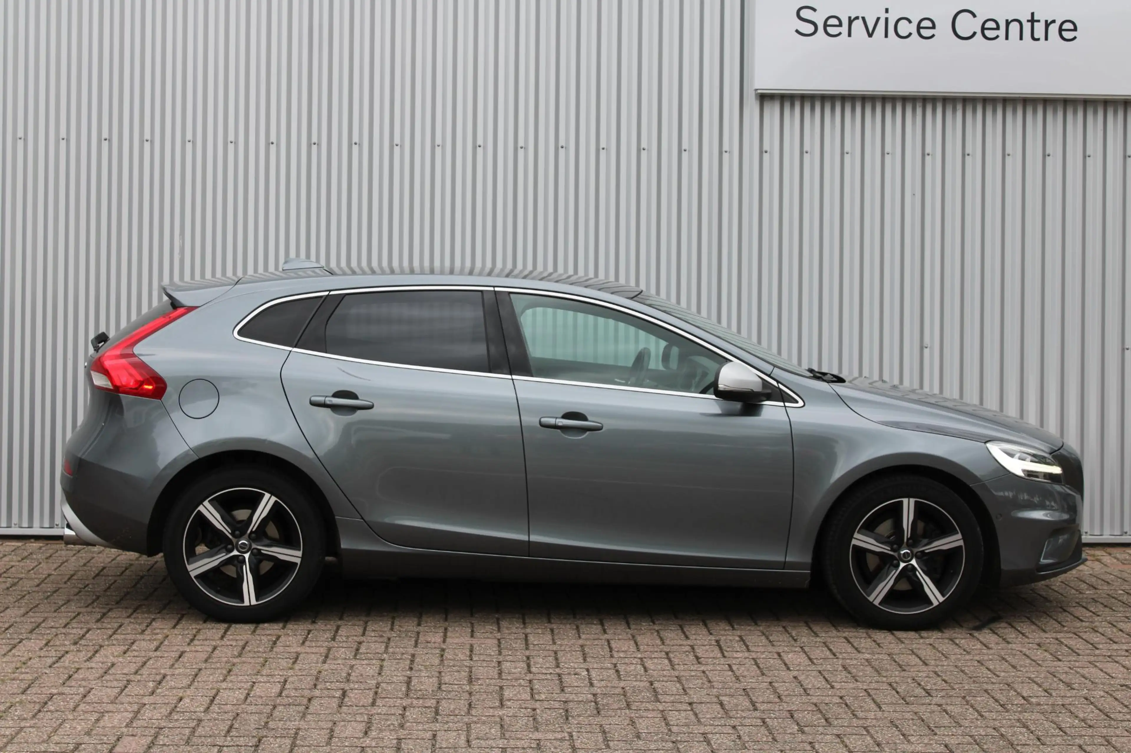 Volvo V40 1.5 T3 Polar+ Sport Panoramadak | Achteruitrijcame — photo 5
