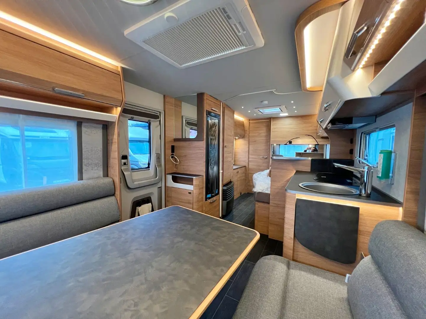 Tabbert Da Vinci 560 HTD 2,5*Rahmenfenster*2024*Heckbad* Weiß - 2
