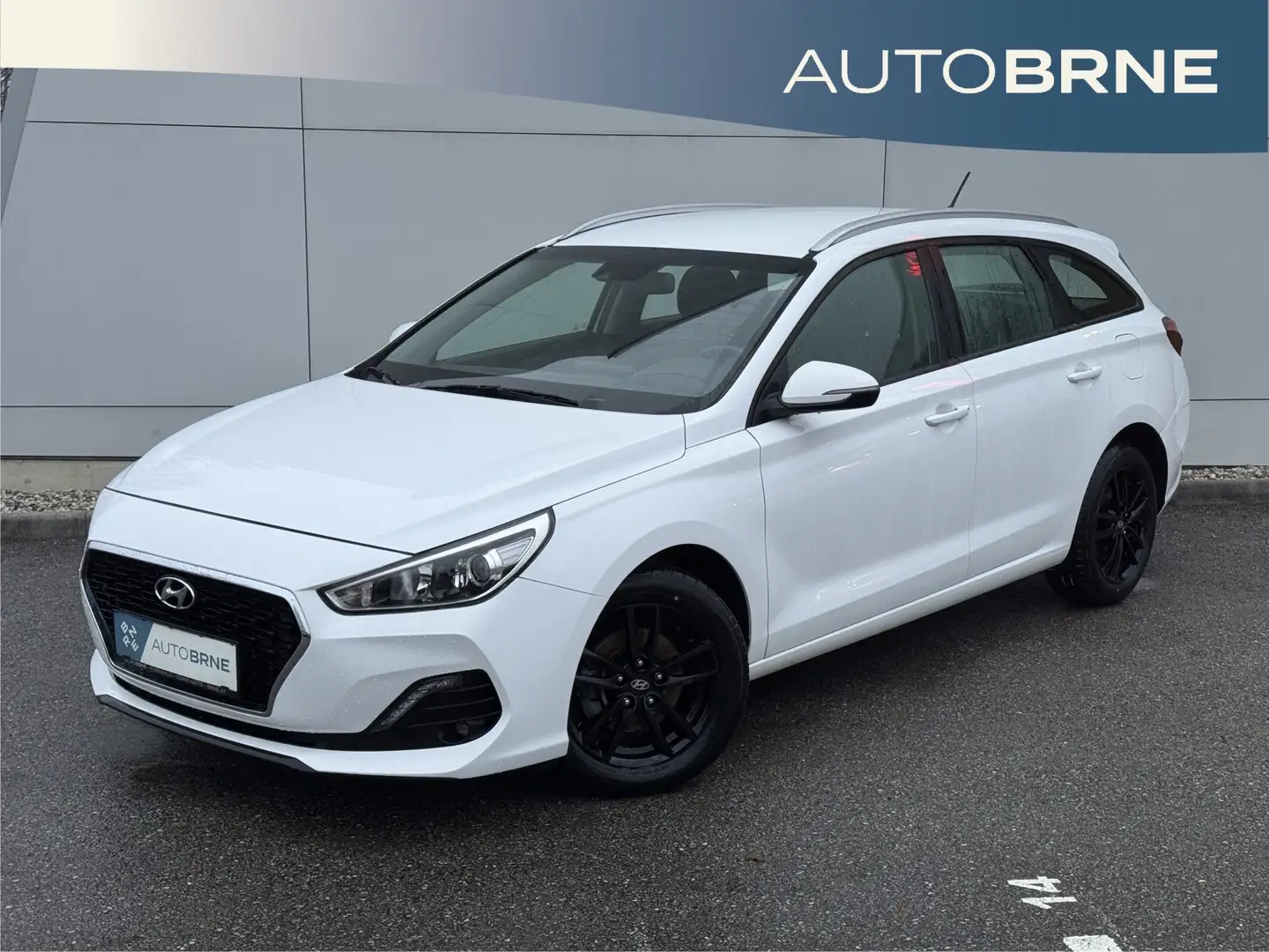 Hyundai i30 CW ++ 1,6CRDi "RUN" Weiß - 1