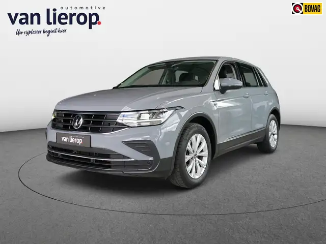 Volkswagen Tiguan 1.5 TSI Life EERSTE EIGENAAR | STOELVERWARMING