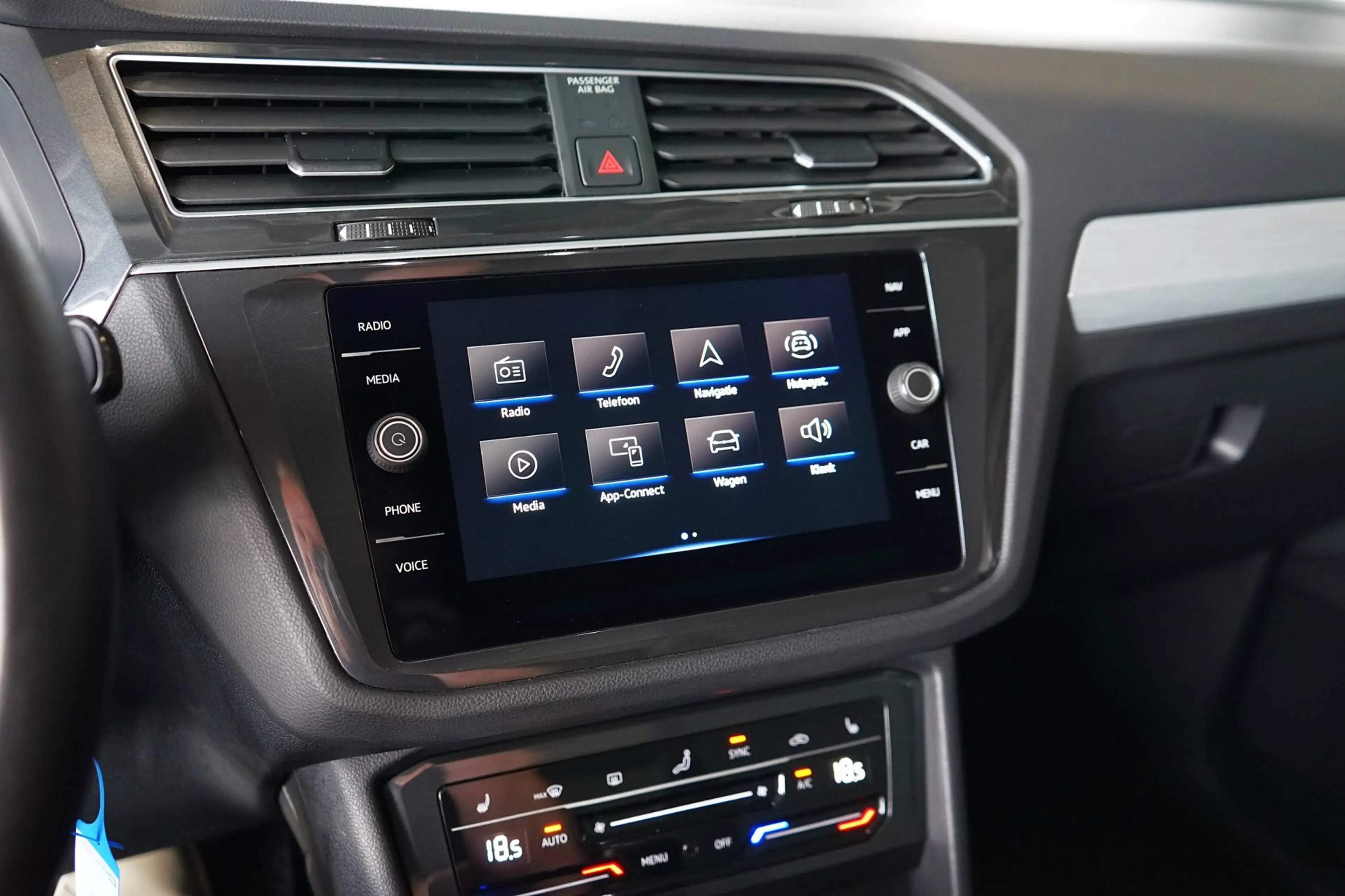 Volkswagen Tiguan 1.5 TSI Life EERSTE EIGENAAR | STOELVERWARMING — photo 9