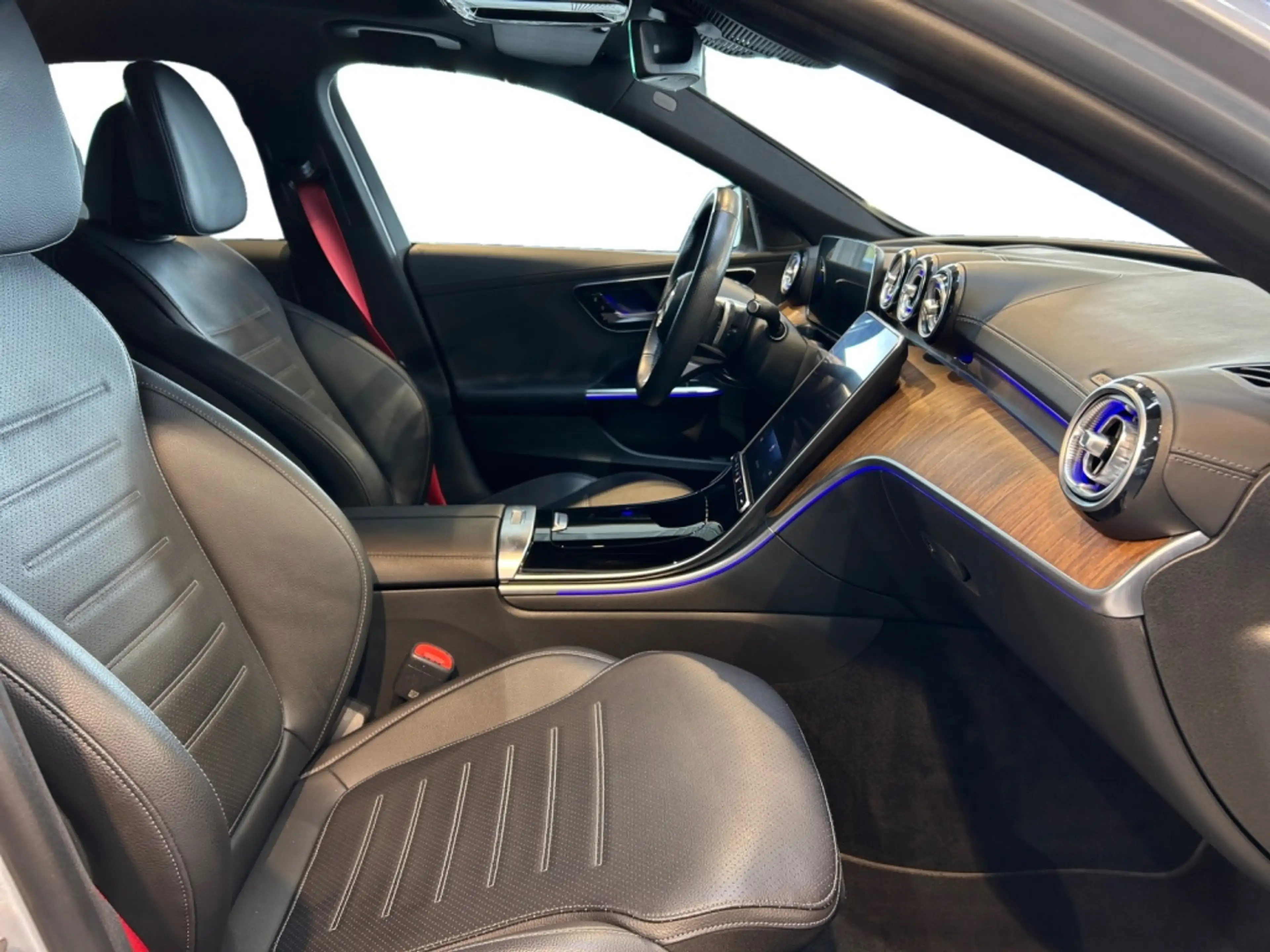 Mercedes-Benz C 220 d 4matic T AMG AMG+MBUX+Night+Fahrassist — photo 10