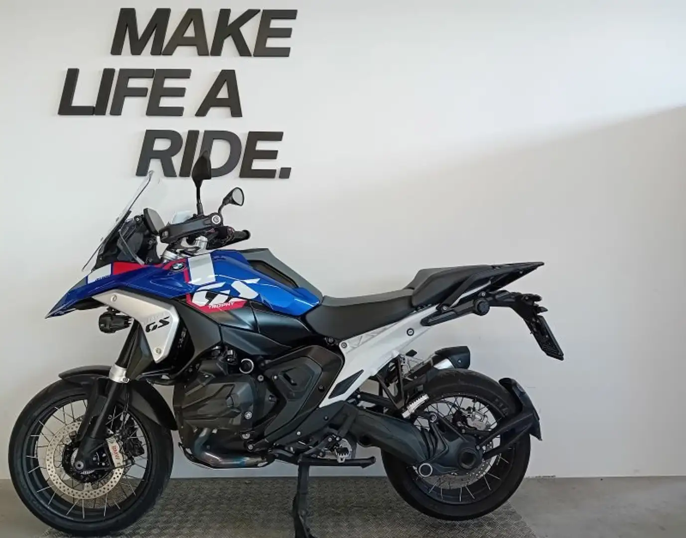 BMW R 1300 GS Blau - 2