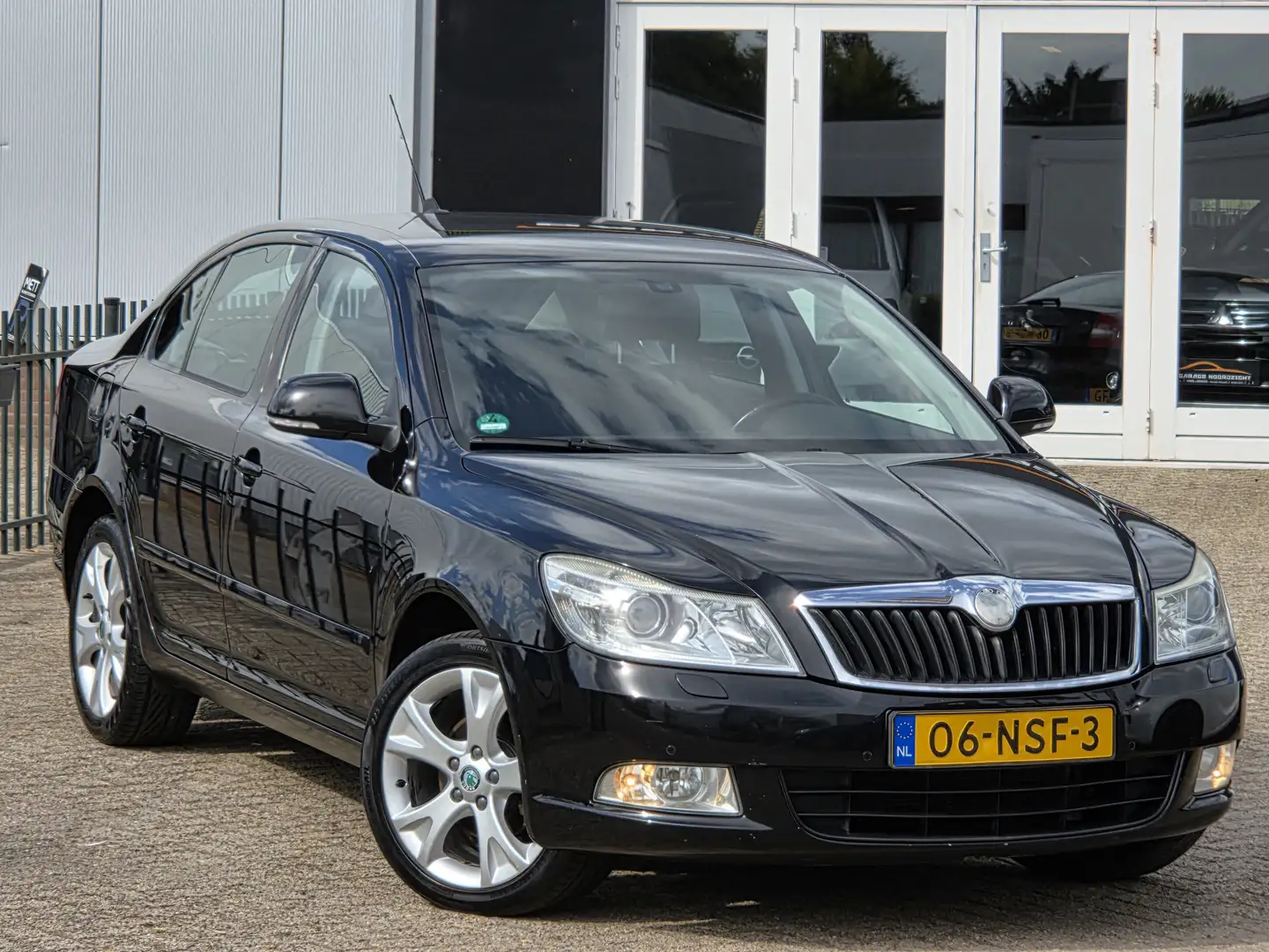 Skoda Octavia 1.4 TSI Elegance Business Line NAVIGATIE|CRUISE CO Noir - 2