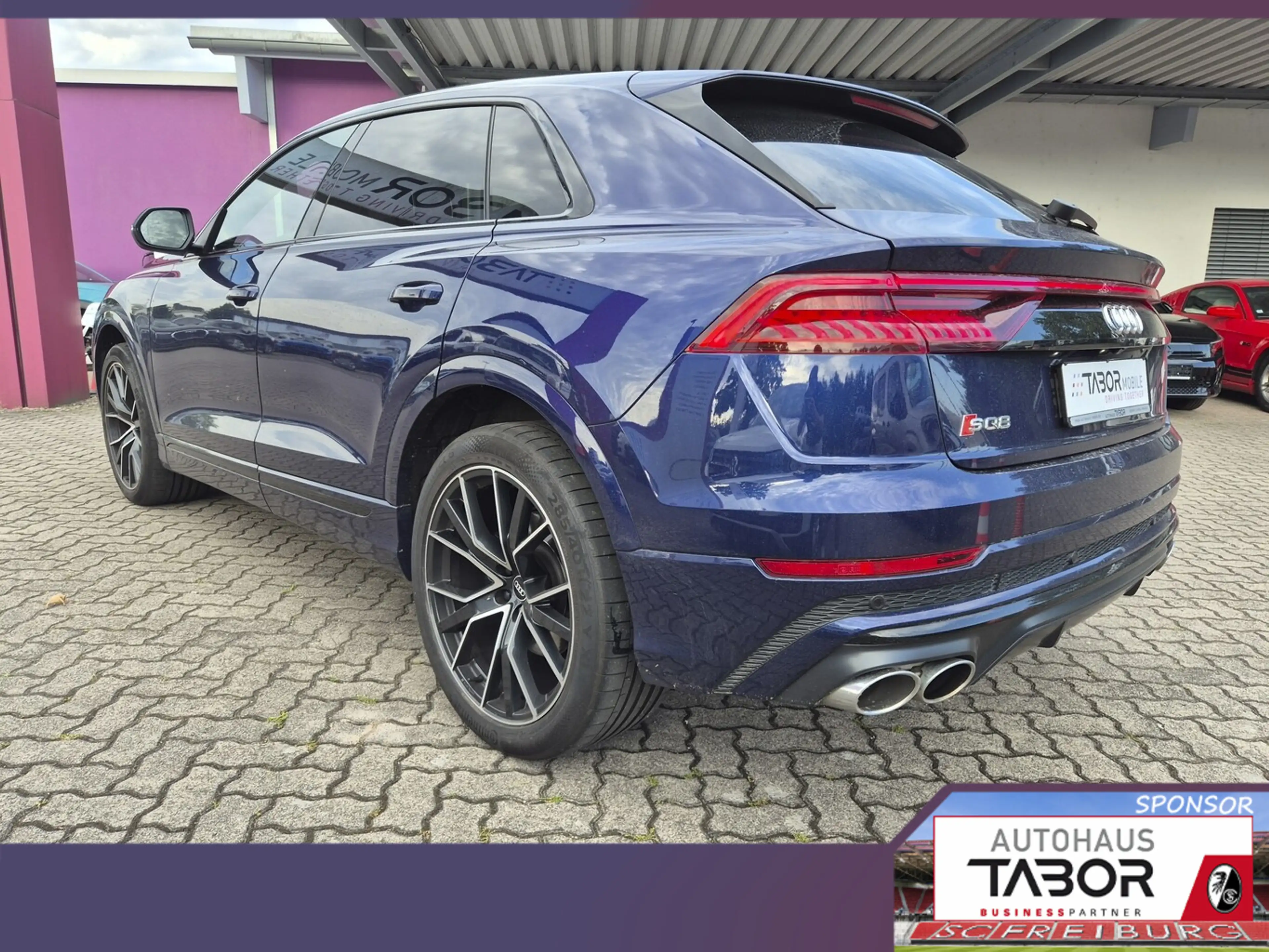Audi SQ8 TFSI Tour 22Z Pano Matrix Stadt Leder Keyl — photo 4
