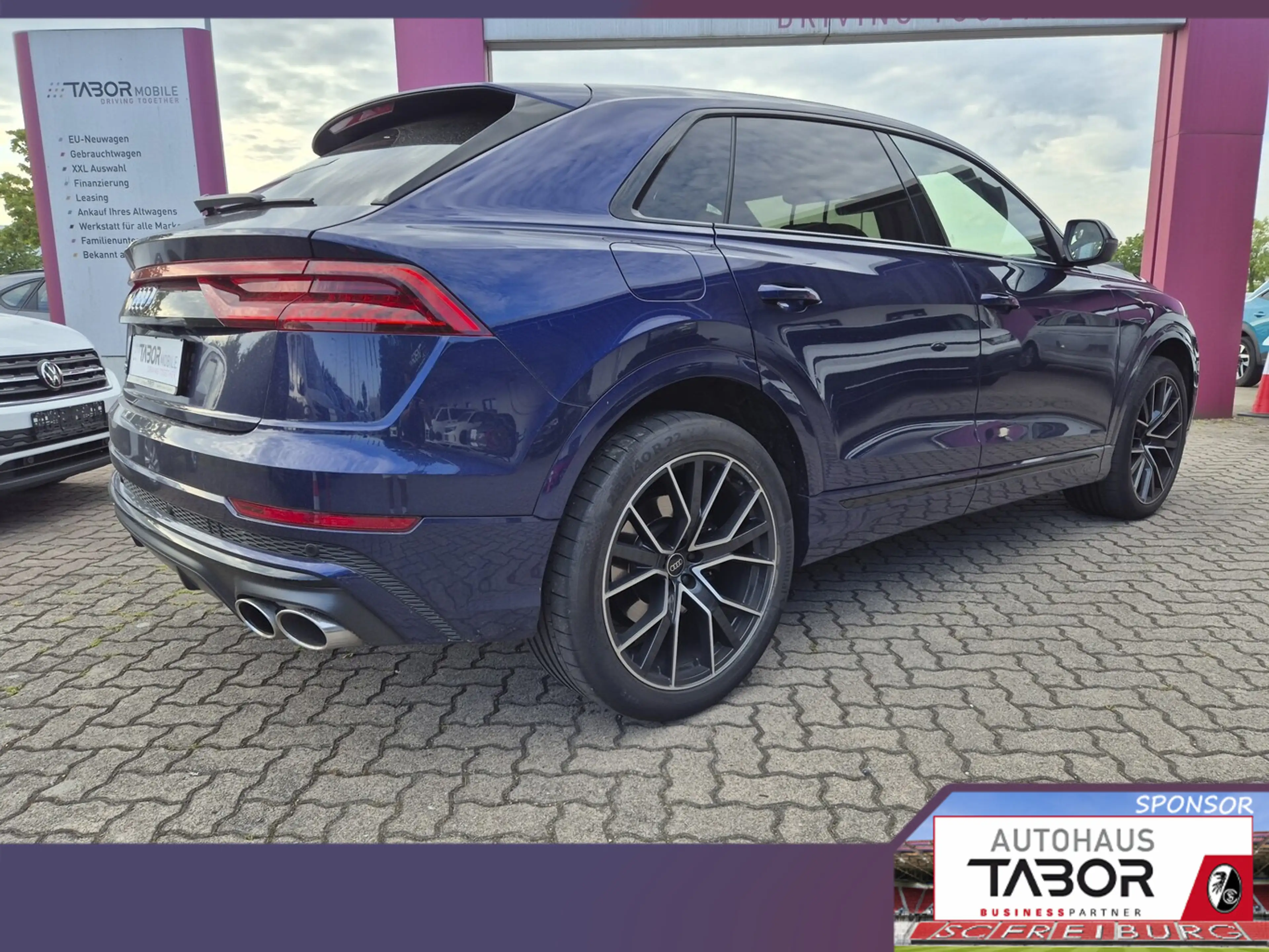 Audi SQ8 TFSI Tour 22Z Pano Matrix Stadt Leder Keyl — photo 3