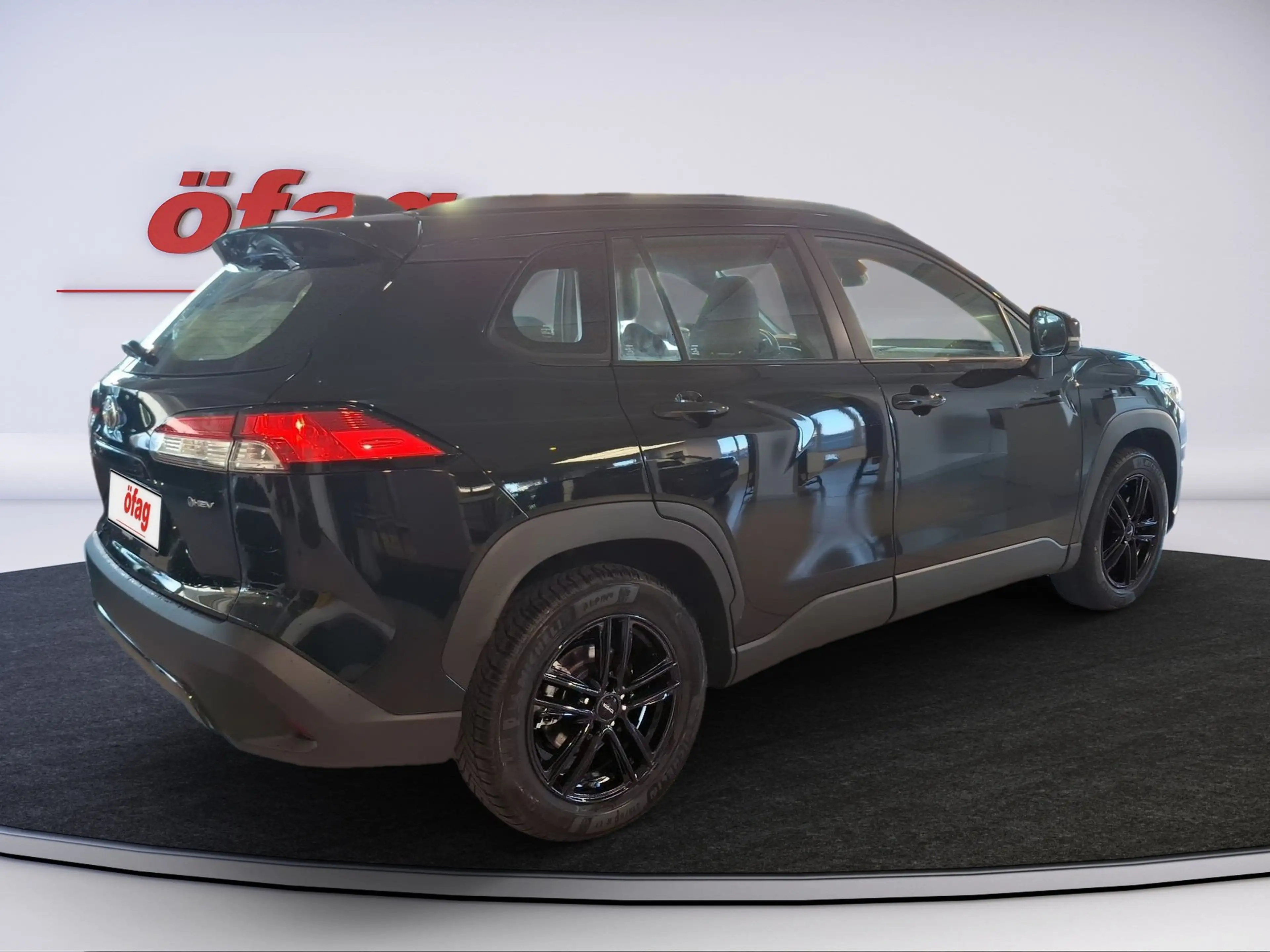 Toyota Corolla Cross 1.8 FWD Active ACC+LED+Navi+SHZ+LM — photo 6