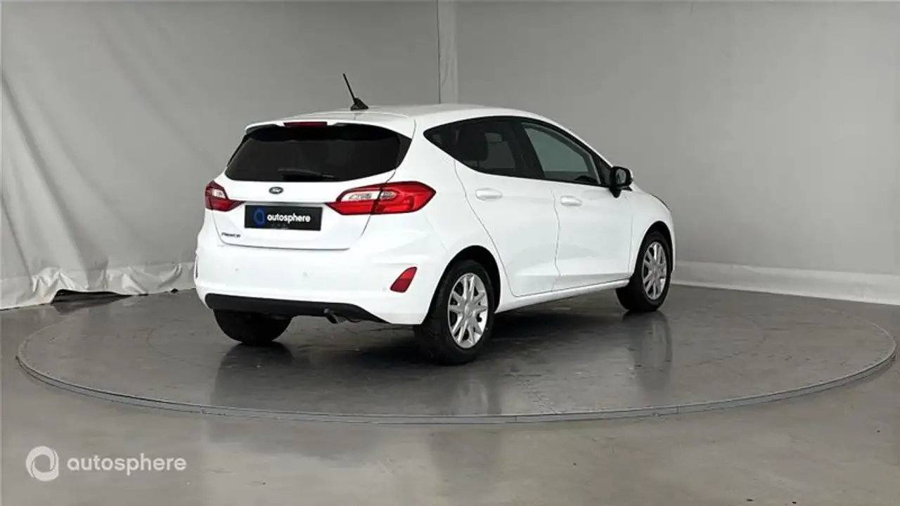 Ford Fiesta 5 portes — photo 5