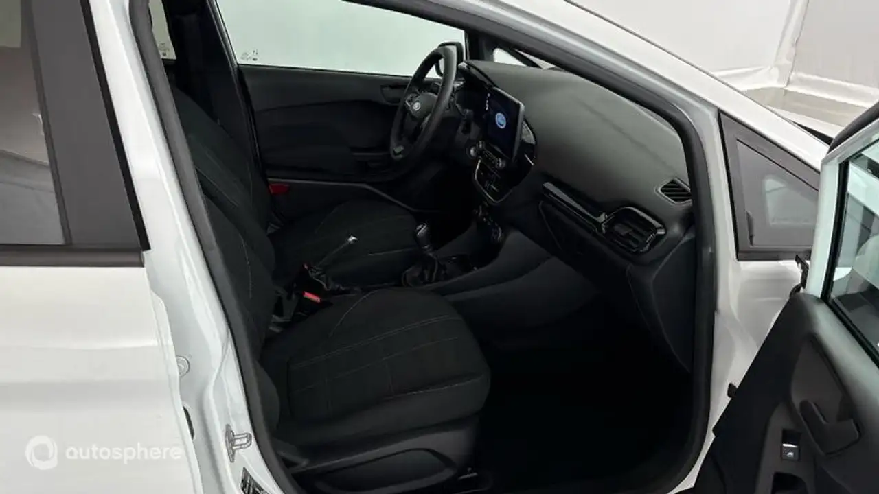Ford Fiesta 5 portes — photo 15