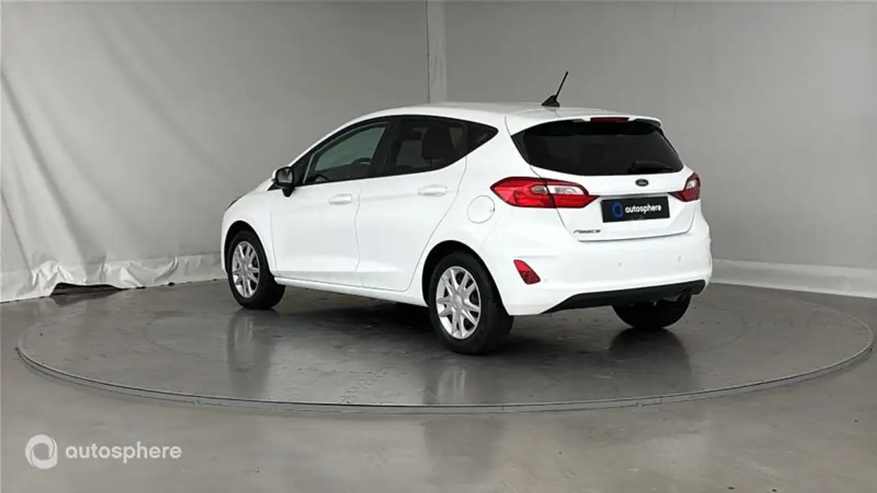 Ford Fiesta 5 portes — photo 8