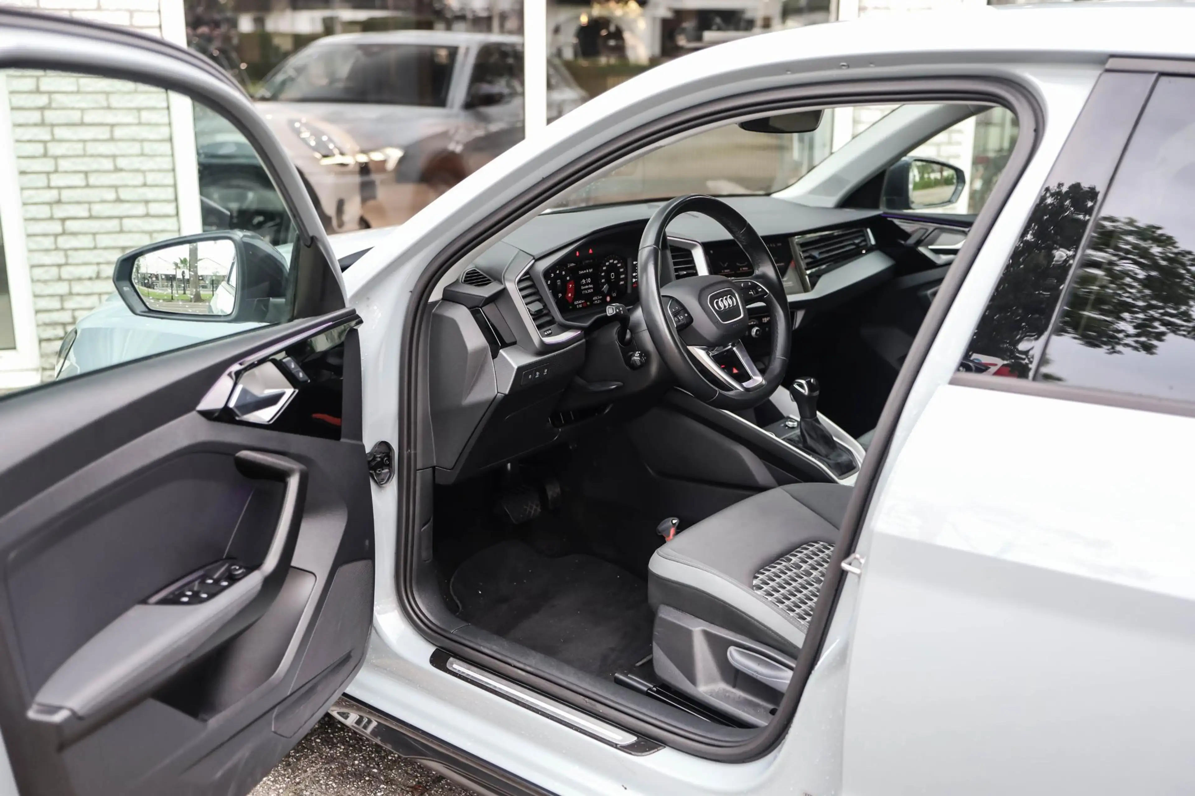 Audi A1 citycarver 30 TFSI epic Led Camera Stoelverwarming — photo 5