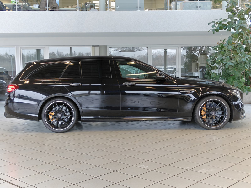 Mercedes-Benz E 63 AMG E 63S AMG 4M+ PERF-AGA+DRIVERS+KERAMIK+STANDHEIZ — photo 2