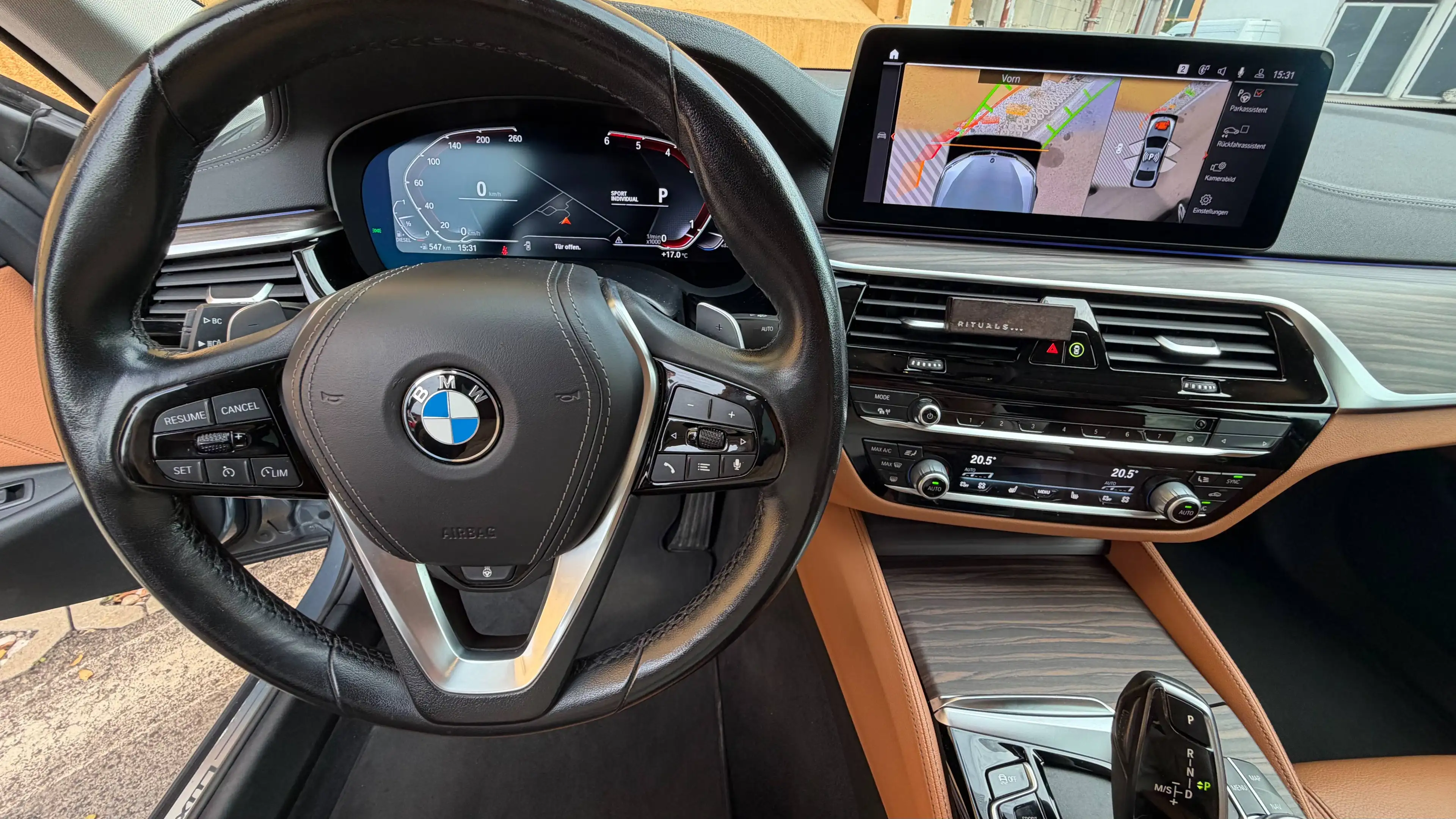 BMW 520 520 d xDrive Luxury Line — photo 11