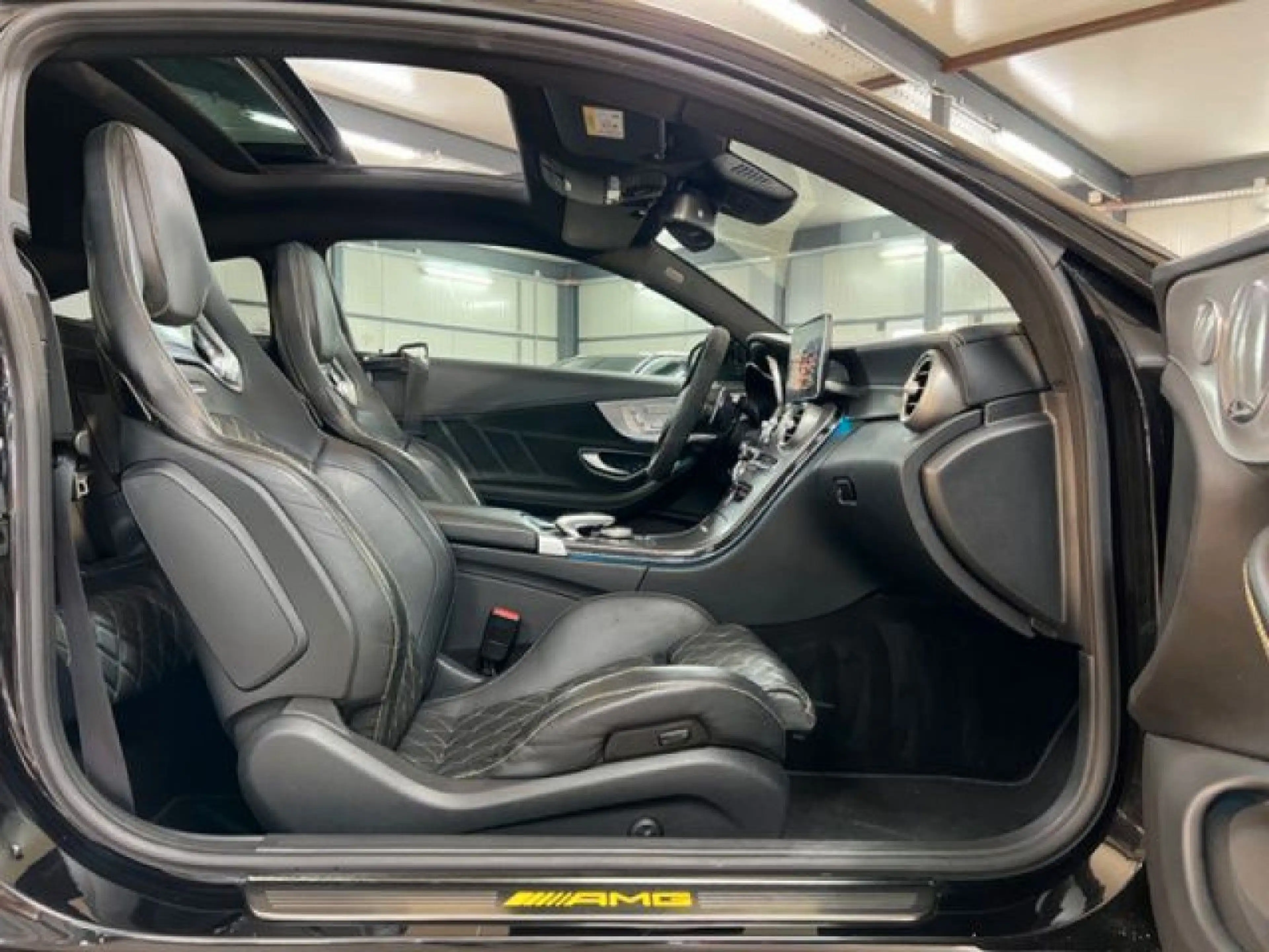 Mercedes-Benz C 63 AMG C 63S Coupe AMG EDITION 1*NGHT*KLPPE*SCHALE*DRVR — photo 8