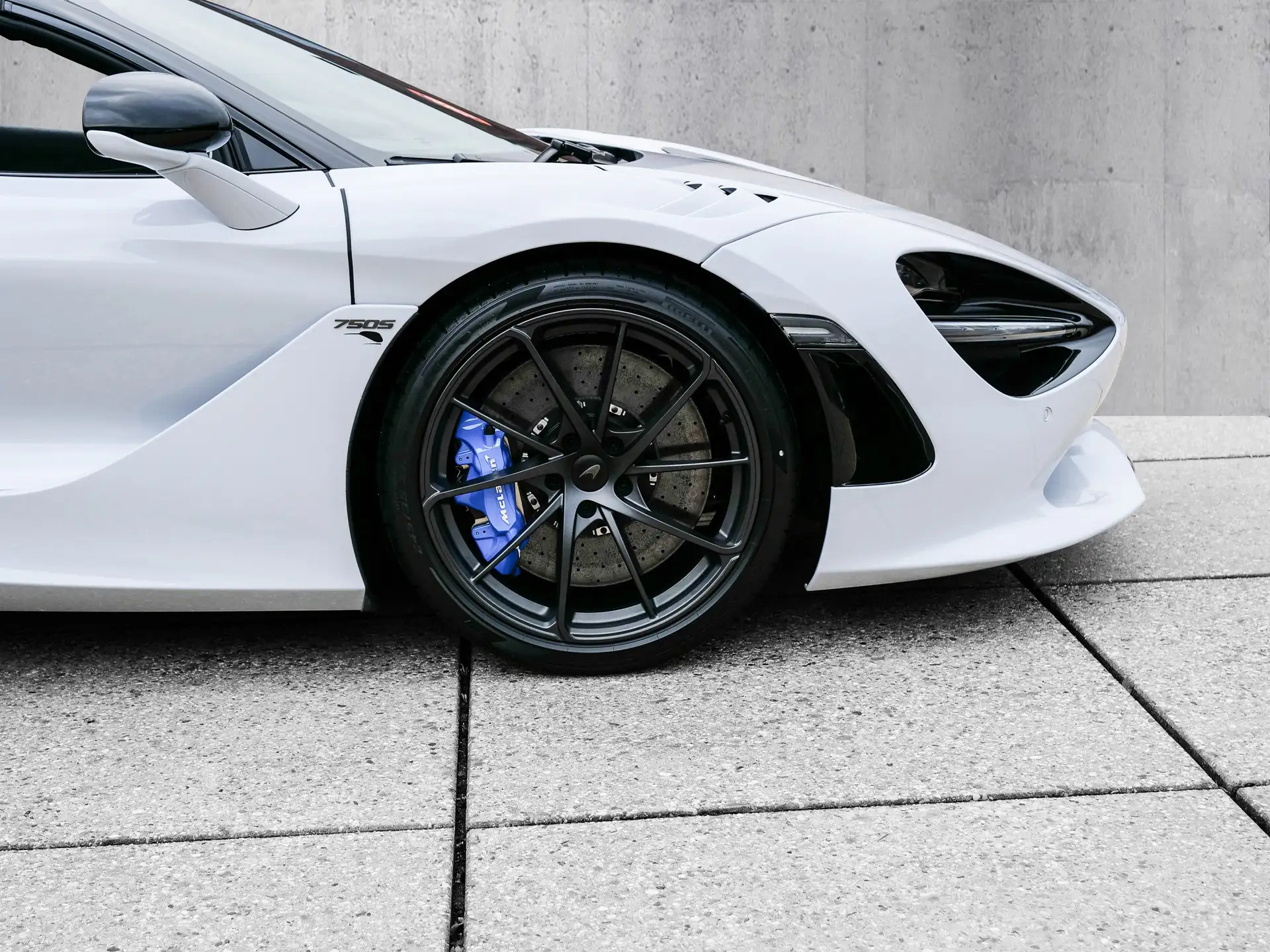 맥라렌 750S 750 2025 화이트 사진 6