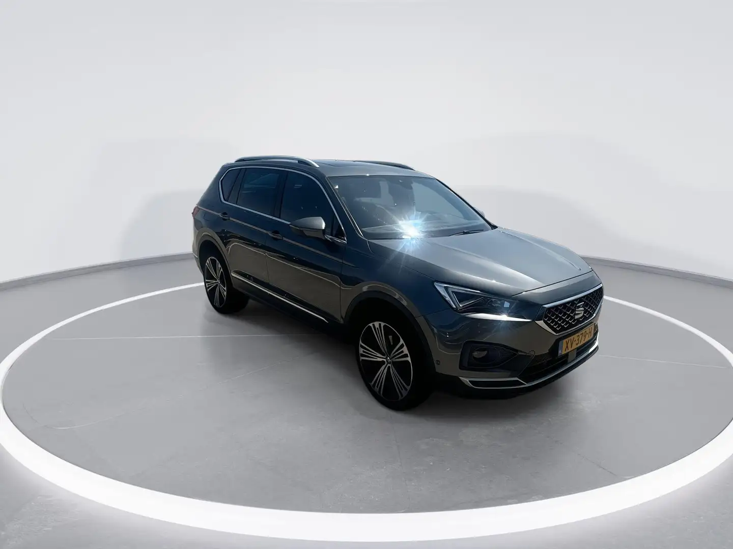 SEAT Tarraco 1.5 TSI 150pk Xcellence 7p. · Panoramadak · Dodeho Grijs - 2
