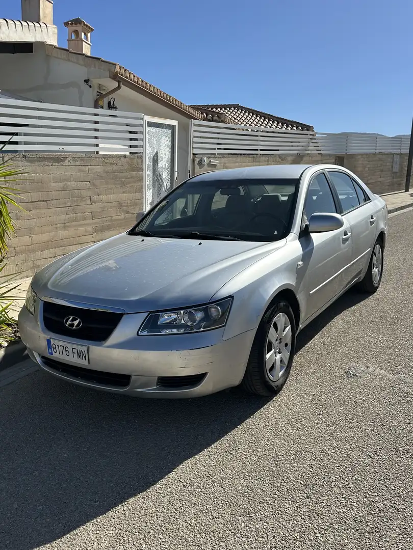 Hyundai SONATA 2.0CRDi Comfort I - 2