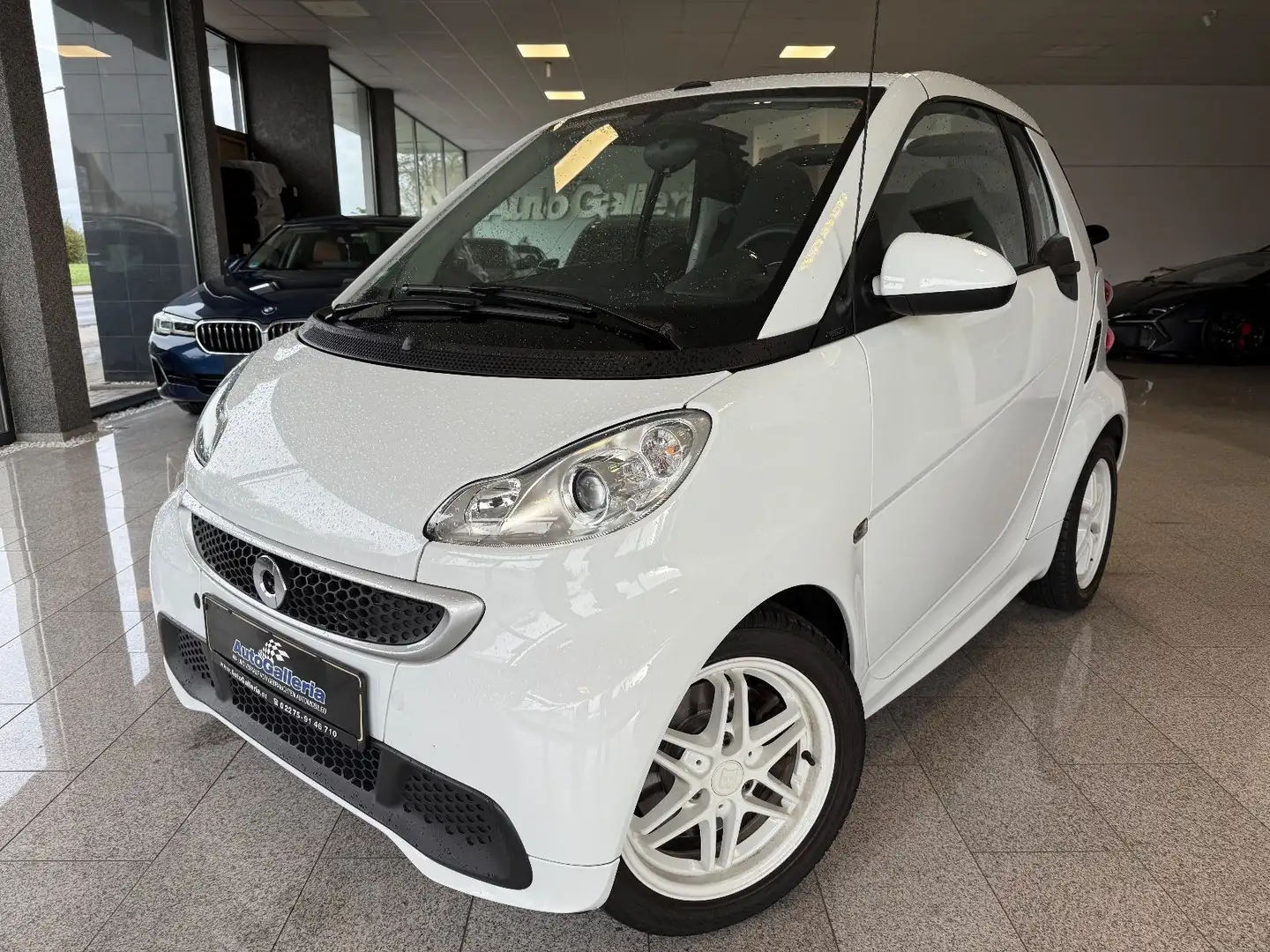smart forTwo Cabrio MHD Klima SHZ. PDC Weiß - 1