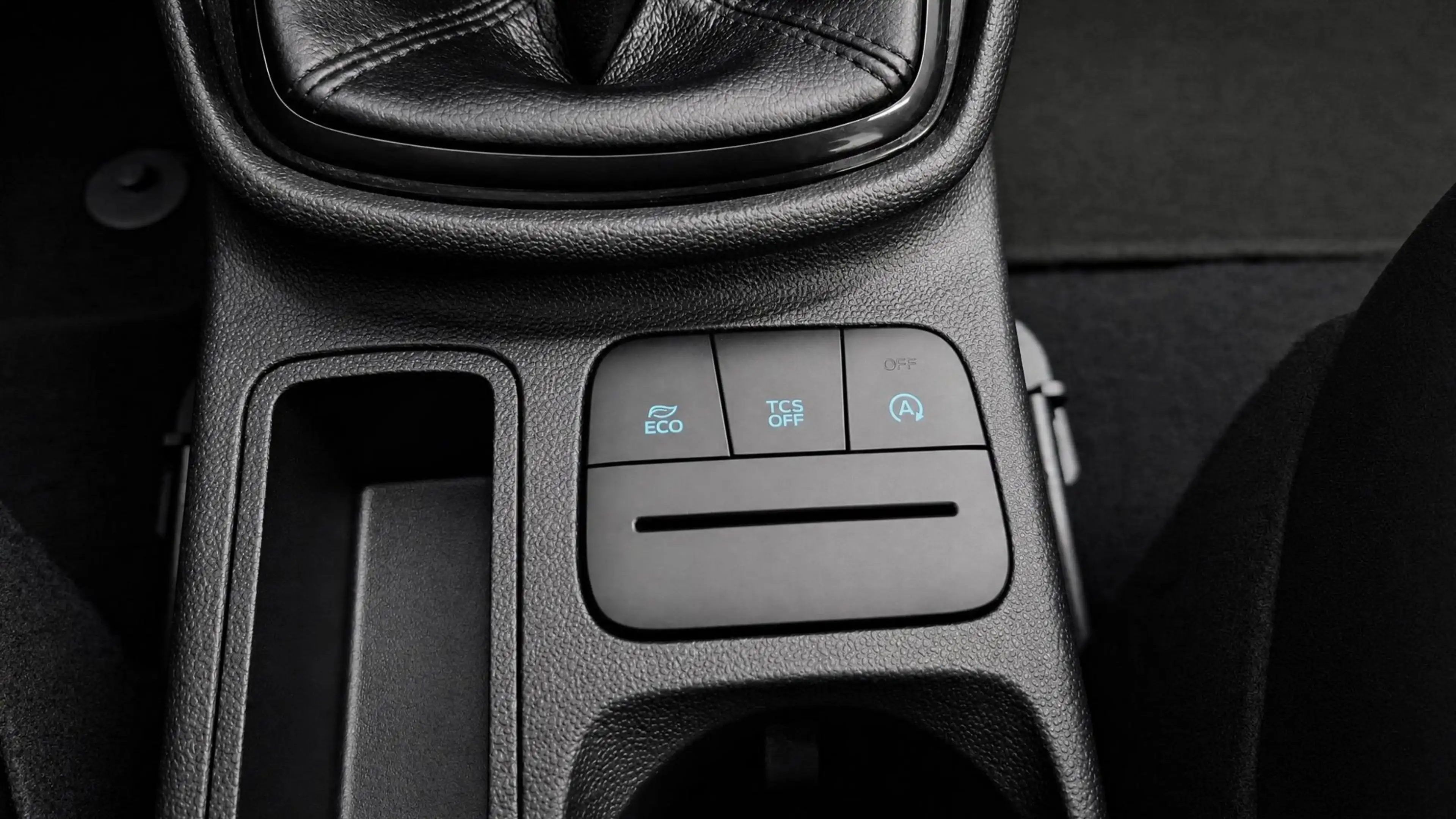 Ford Fiesta 1.1 Trend — photo 13