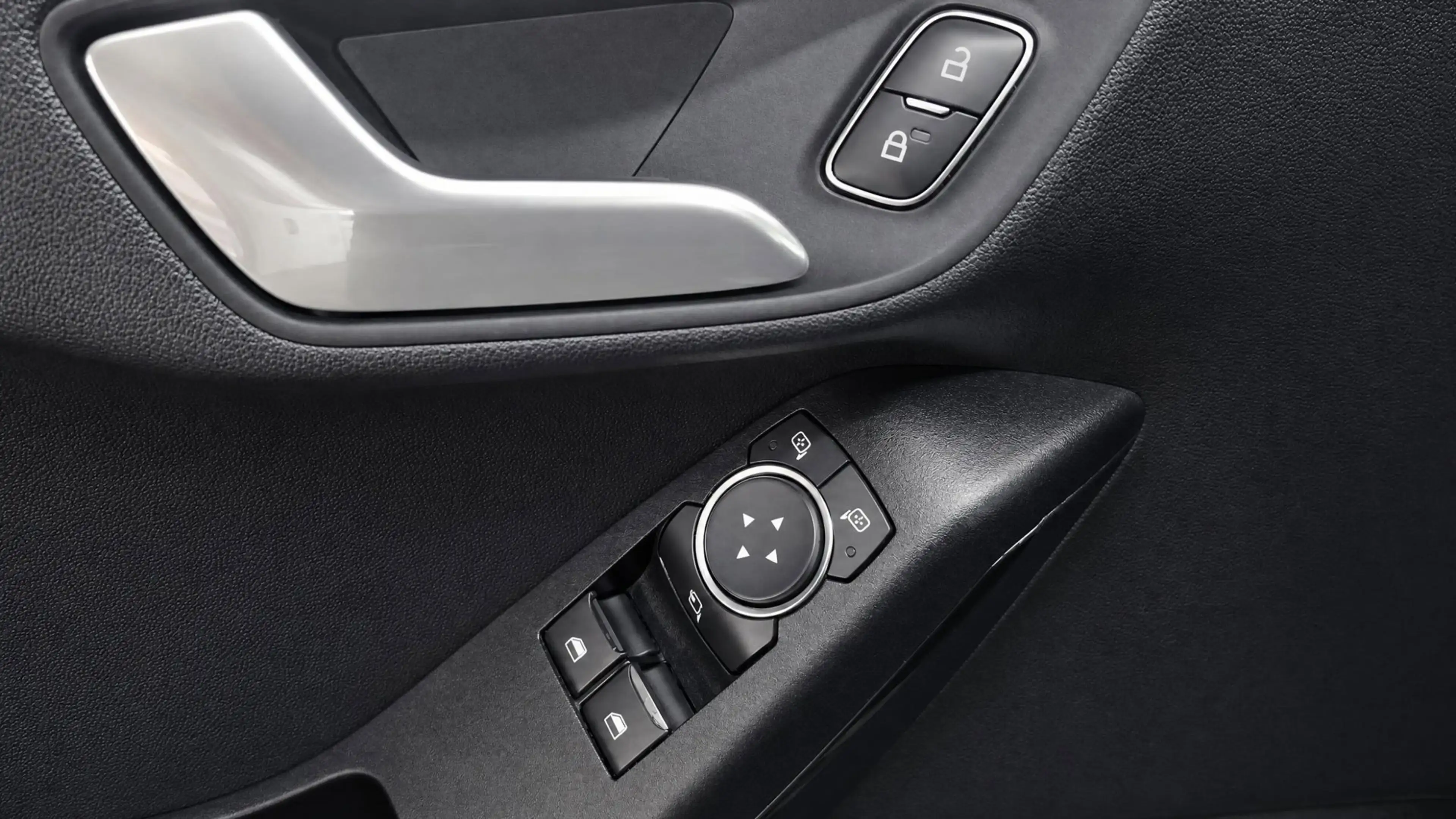 Ford Fiesta 1.1 Trend — photo 14
