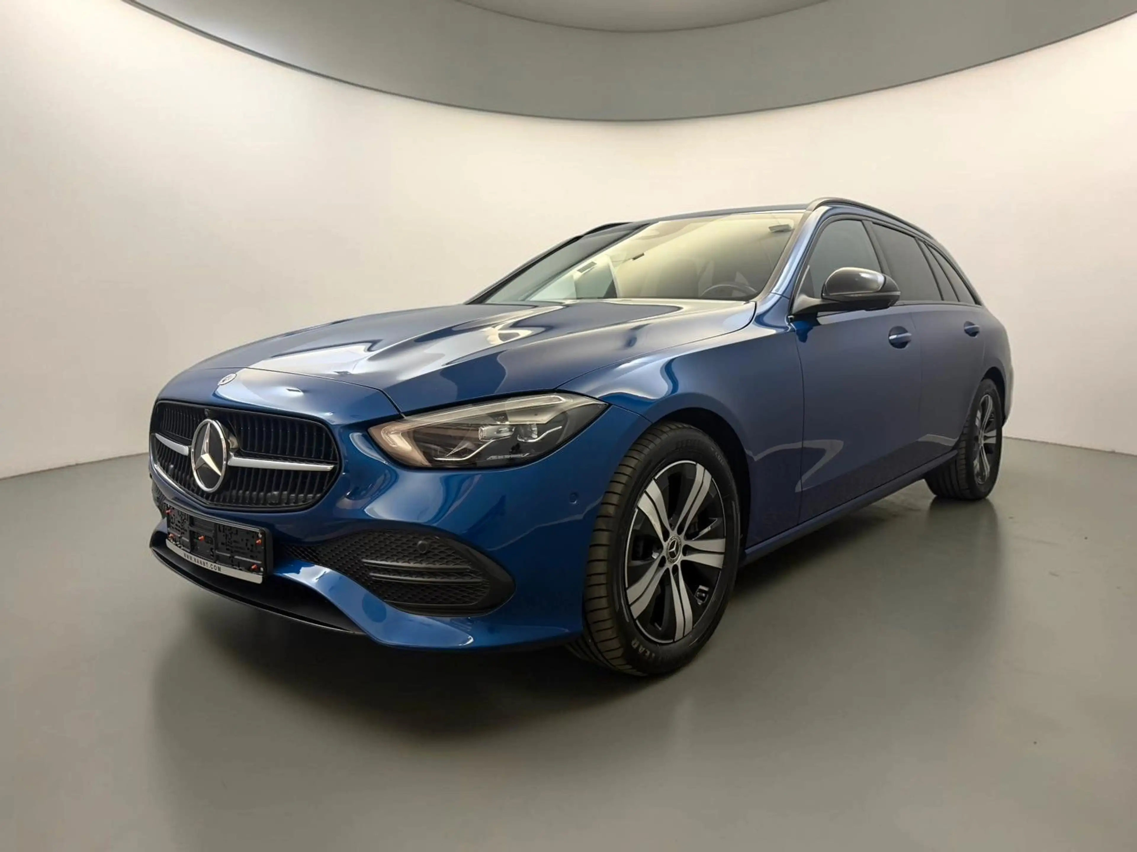 Mercedes-Benz C 220 C220d T 2x Avantgarde DISTR+*LED*AHK*360*MASSAGE