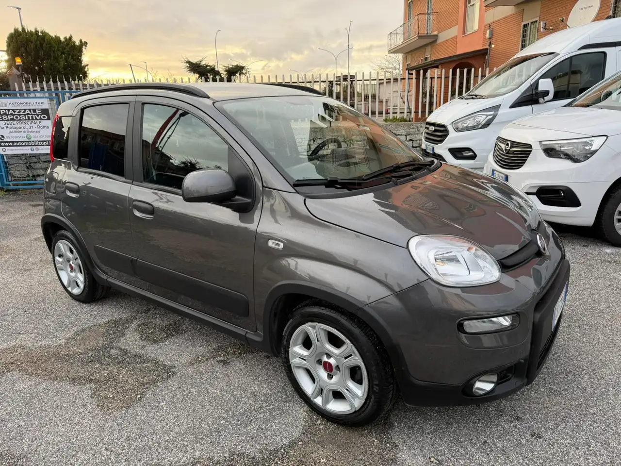 Fiat Panda 1.0 Hybrid CITYCROSS 5posti **SOLO 18.000KM** 3