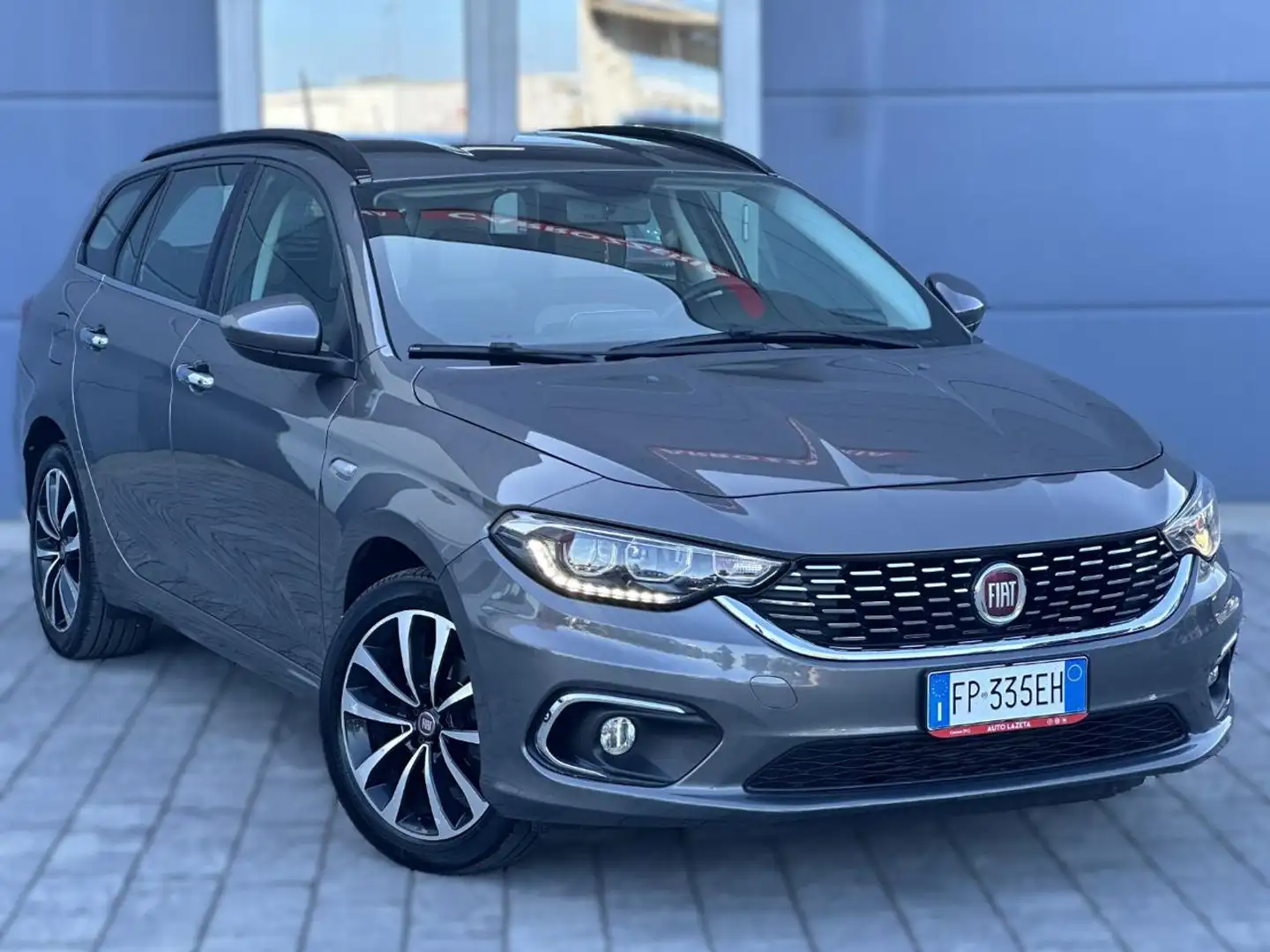Fiat Tipo 1.6 Mjt S&S DCT SW Grijs - 1