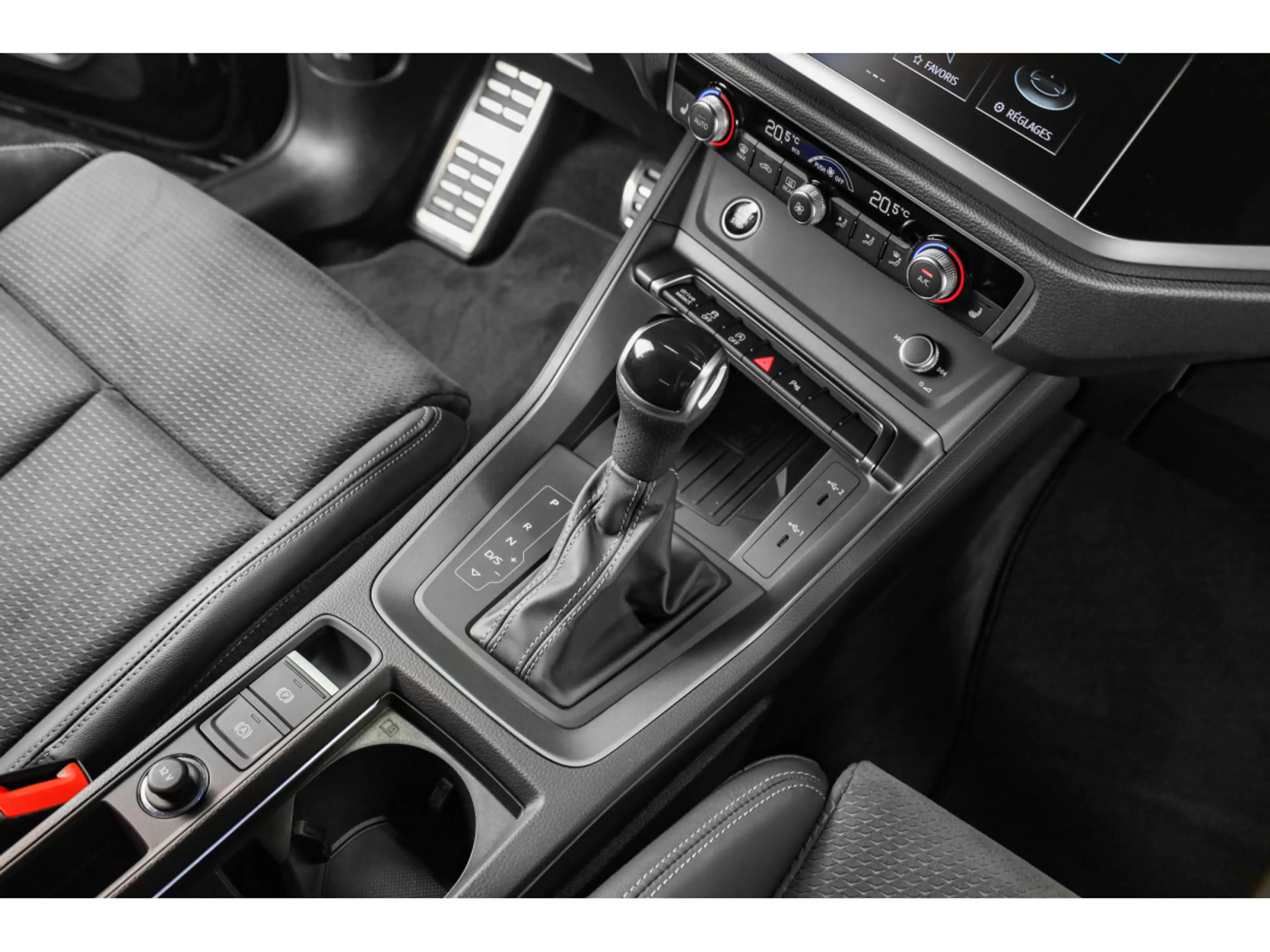 Audi Q3 Sportback 40 TFSI S-Line QUATTRO — photo 10