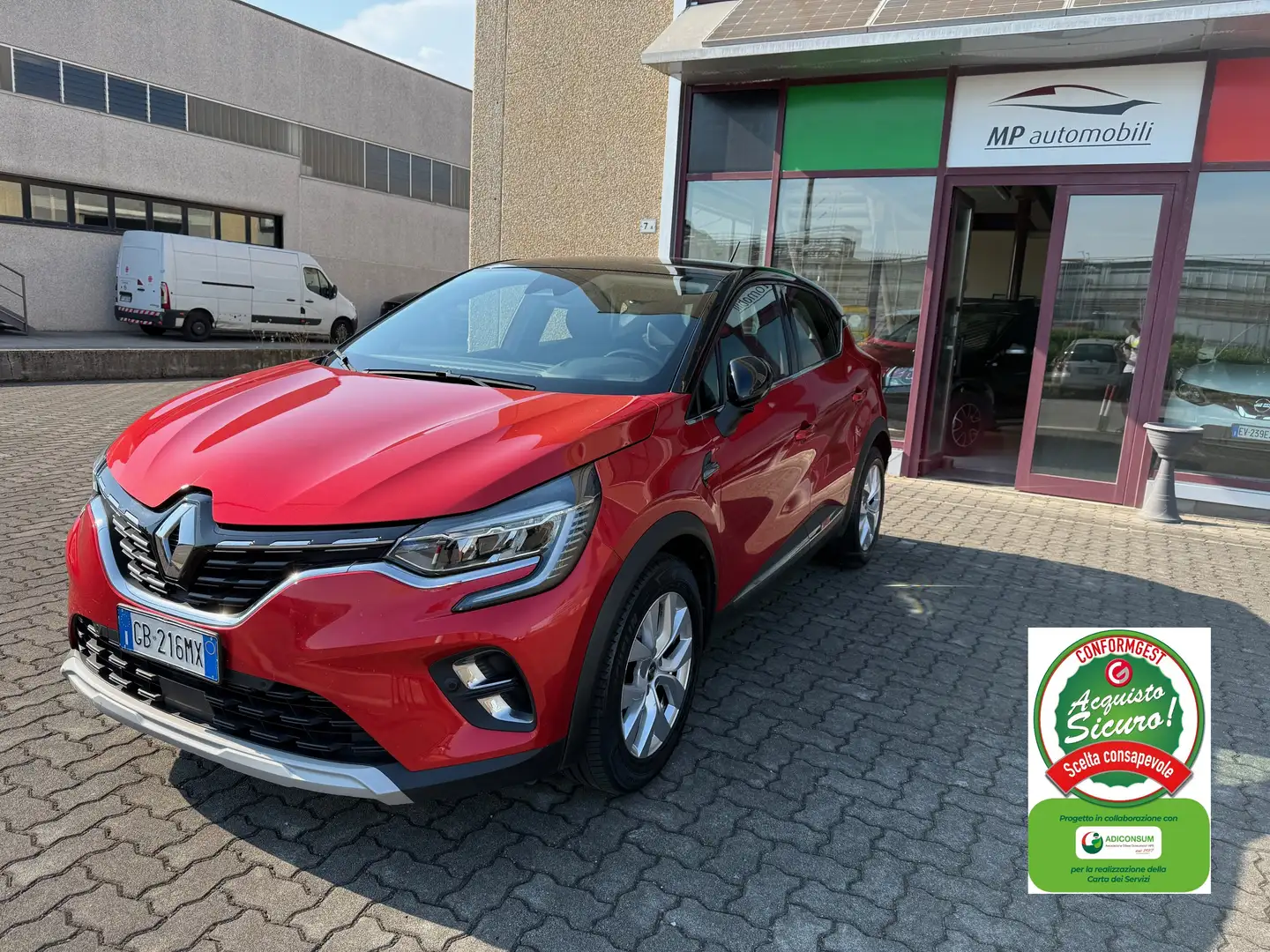 Renault Captur II 2019 1.0 tce Intens Gpl 100cv, EURO 6D-TEMP-ISC Rood - 1