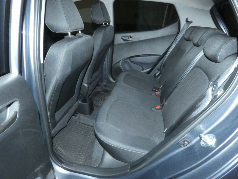 Hyundai i10 YES! Plus*NAVI*EURO 6*SHZ*LKH*NAVI*PDC* — photo 10