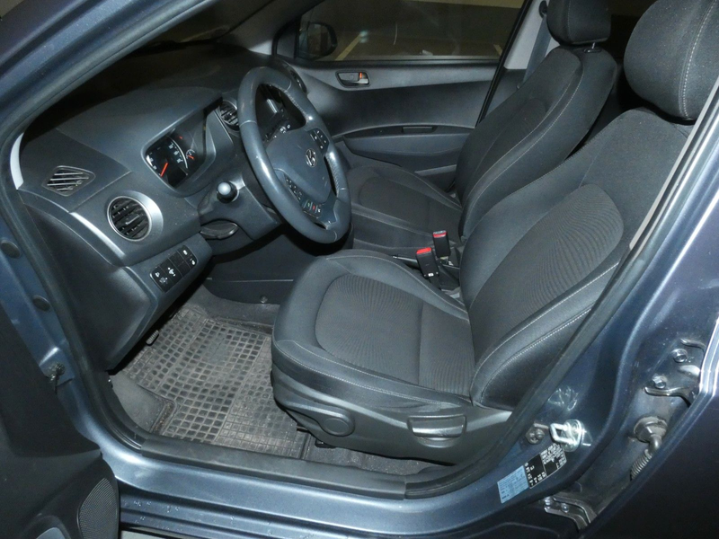 Hyundai i10 YES! Plus*NAVI*EURO 6*SHZ*LKH*NAVI*PDC* — photo 7
