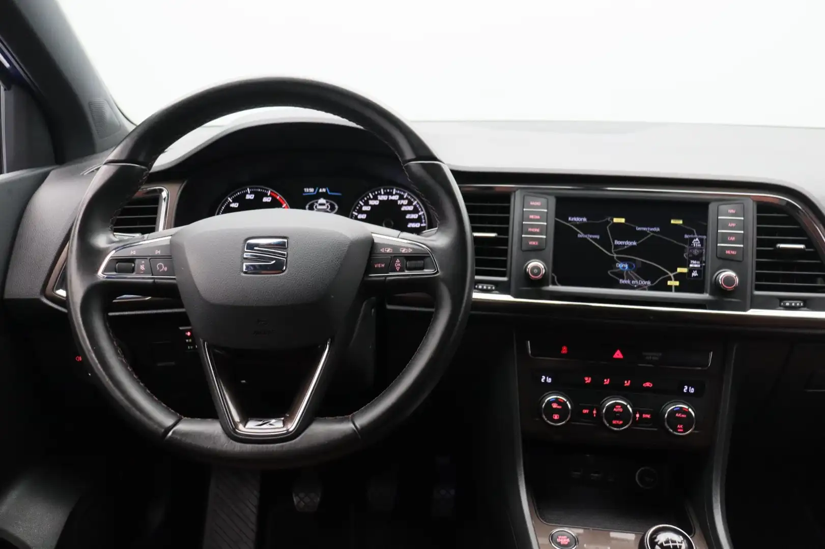 SEAT Ateca 1.4 EcoTSI Xcellence 150PK Camera Navigatie Origin Blauw - 2