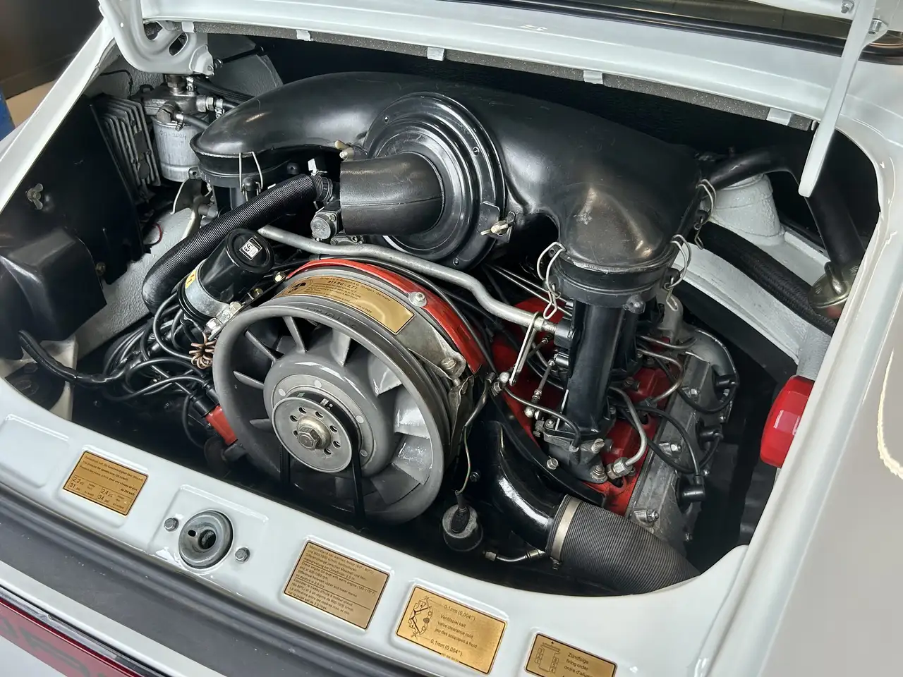 Porsche 911 CARRERA 2.7 210 Cv RESTAURATA, foto 11