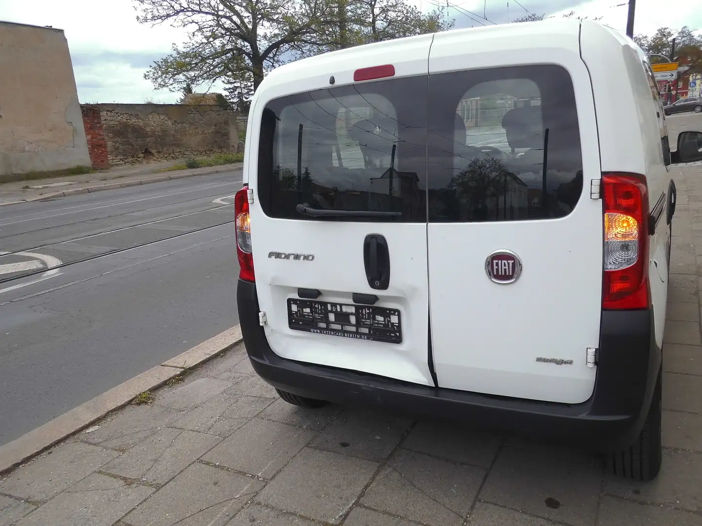 Fiat Fiorino Basis Kombi Biały - 2