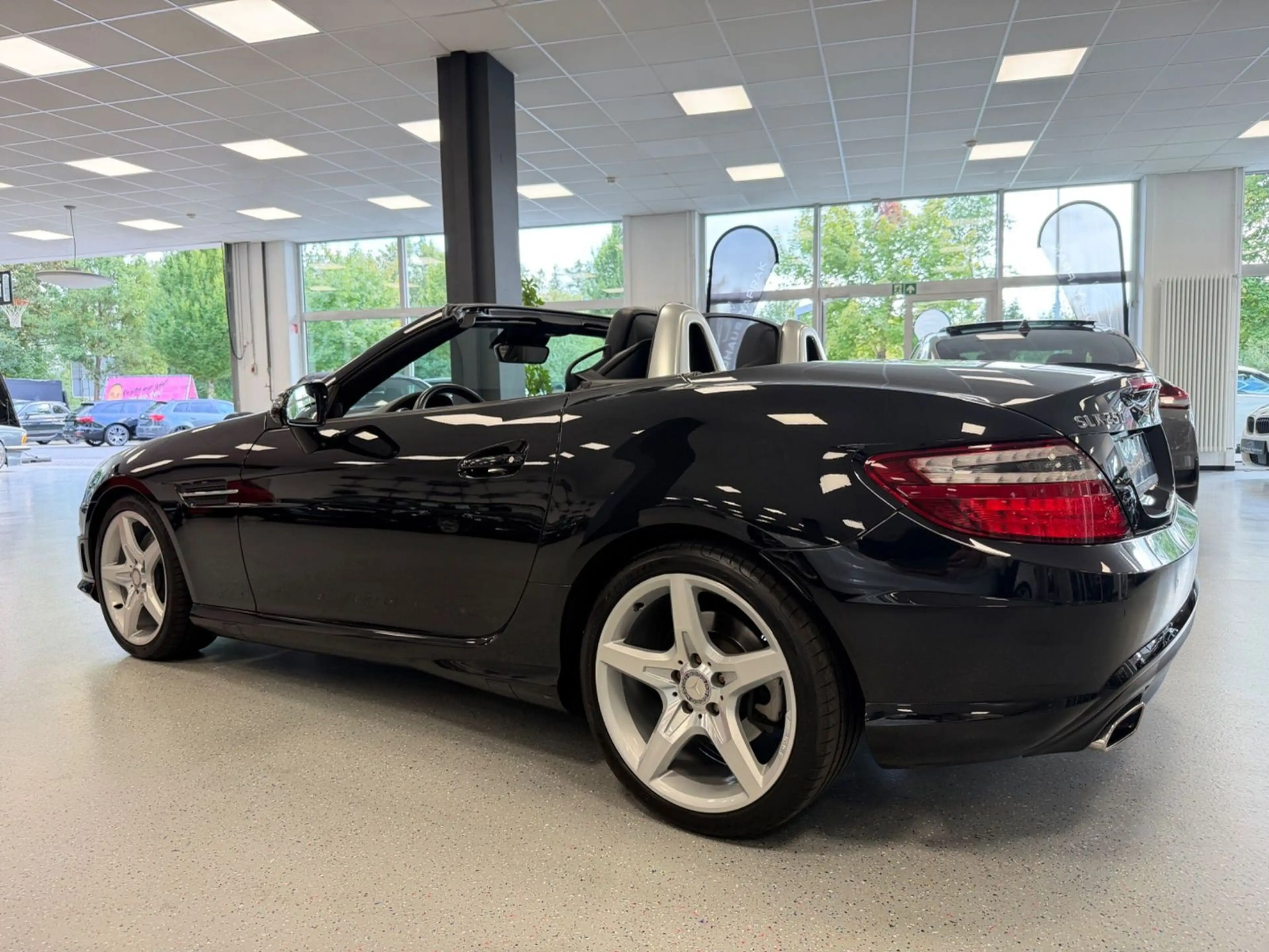 Mercedes-Benz SLK 250 AMG-Line|H/K|Airscarf|Leder|Pano|Service — photo 15