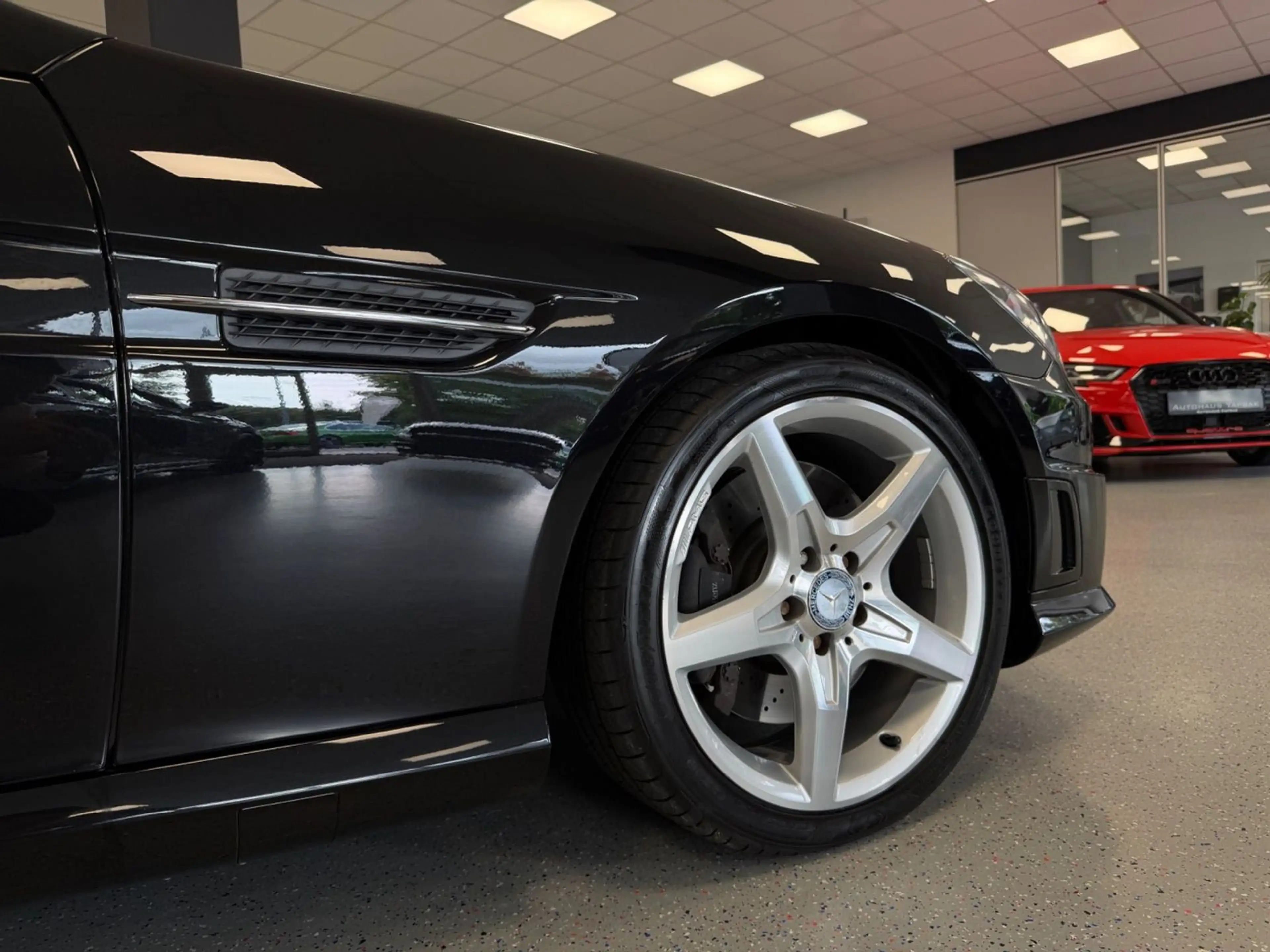 Mercedes-Benz SLK 250 AMG-Line|H/K|Airscarf|Leder|Pano|Service — photo 10