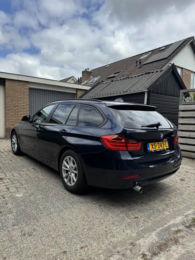 BMW 318 Executive Blauw - 2