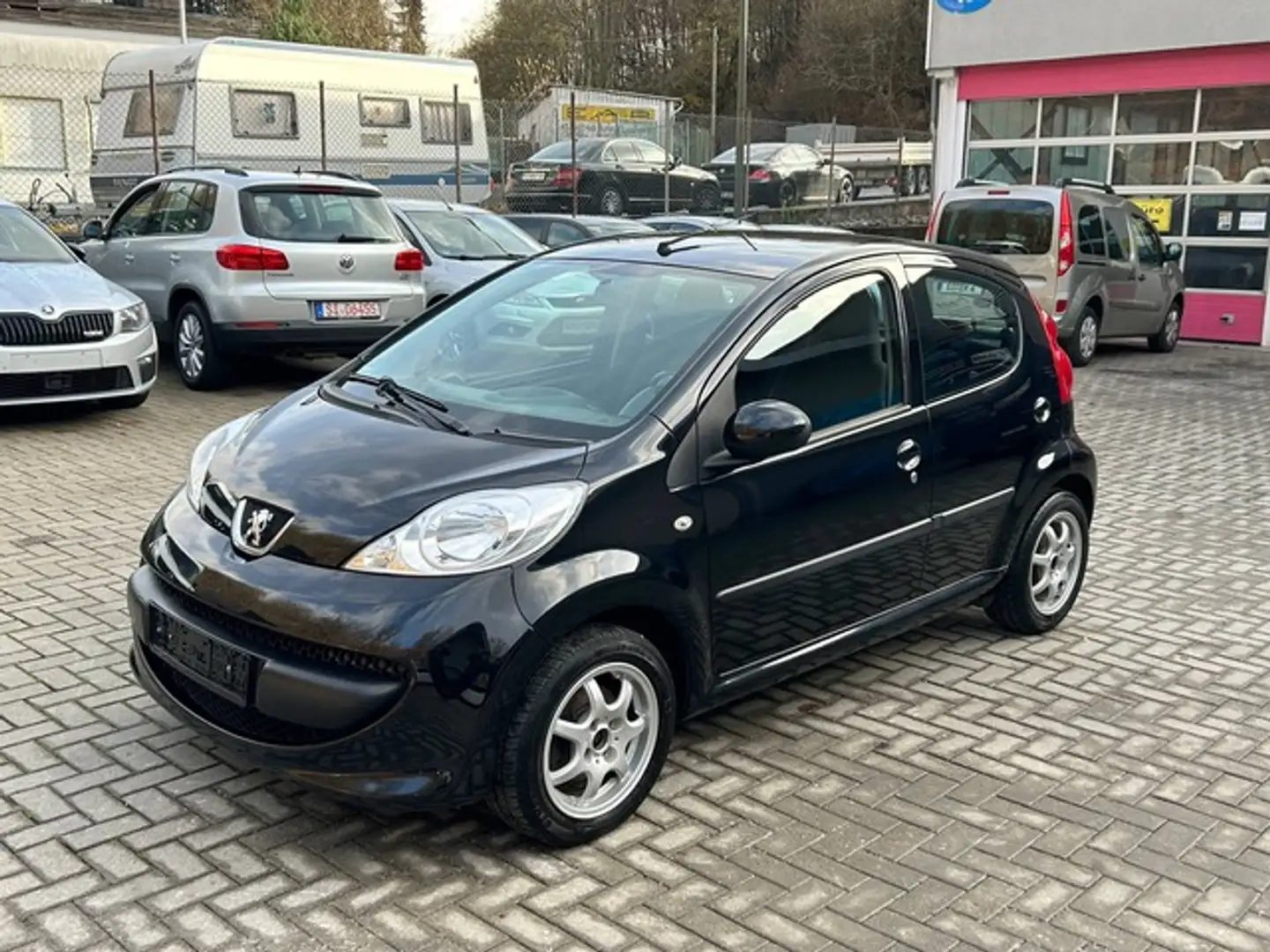 Peugeot 107 Filou 70 Schwarz - 2