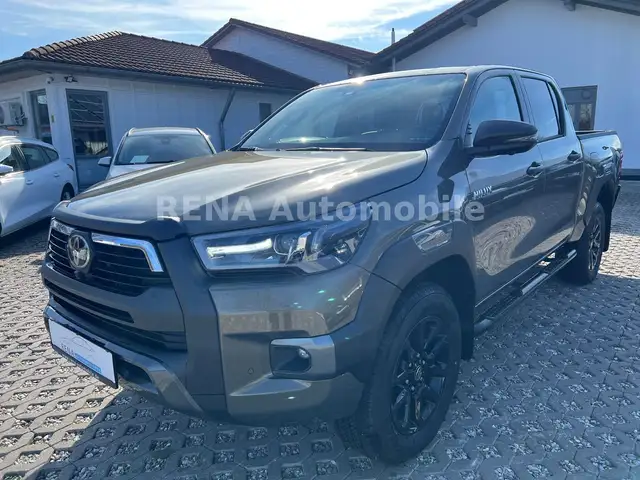 Toyota Hilux Invincible 2.8 Mild-Hybrid*360°*JBL*AHK*